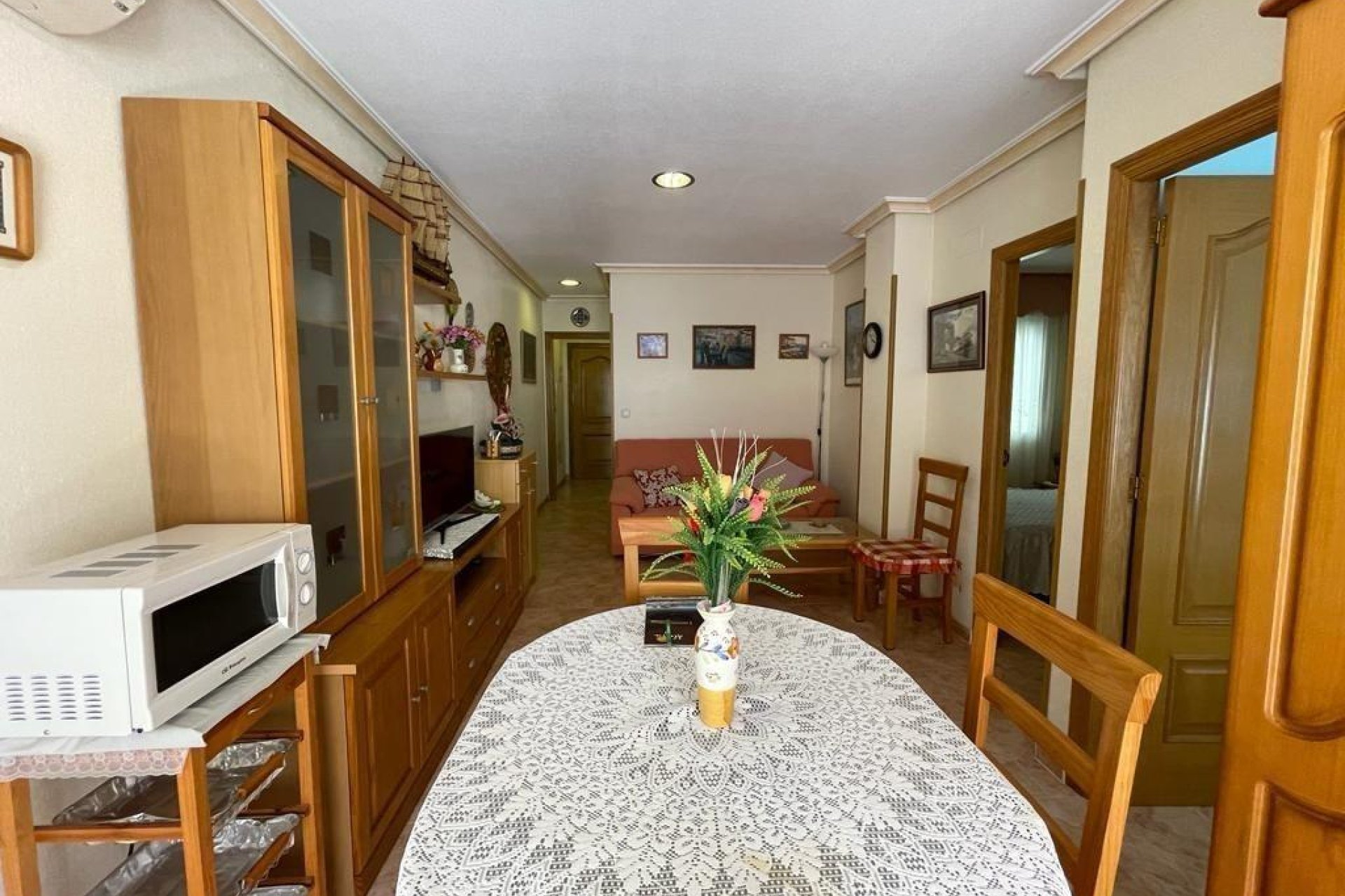 Segunda mano - Apartamento -
Torrevieja - Estacion De Autobuses