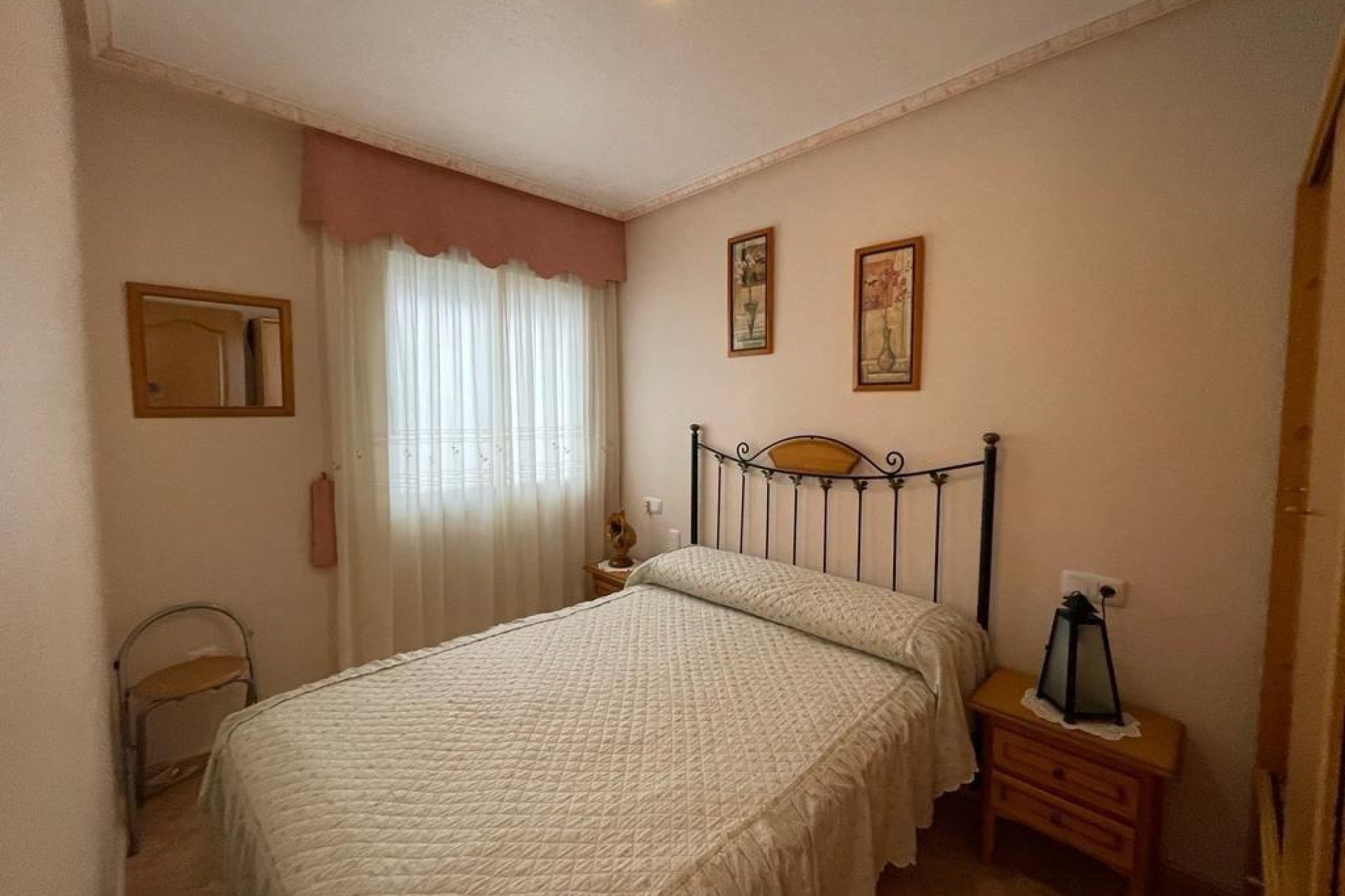 Segunda mano - Apartamento -
Torrevieja - Estacion De Autobuses