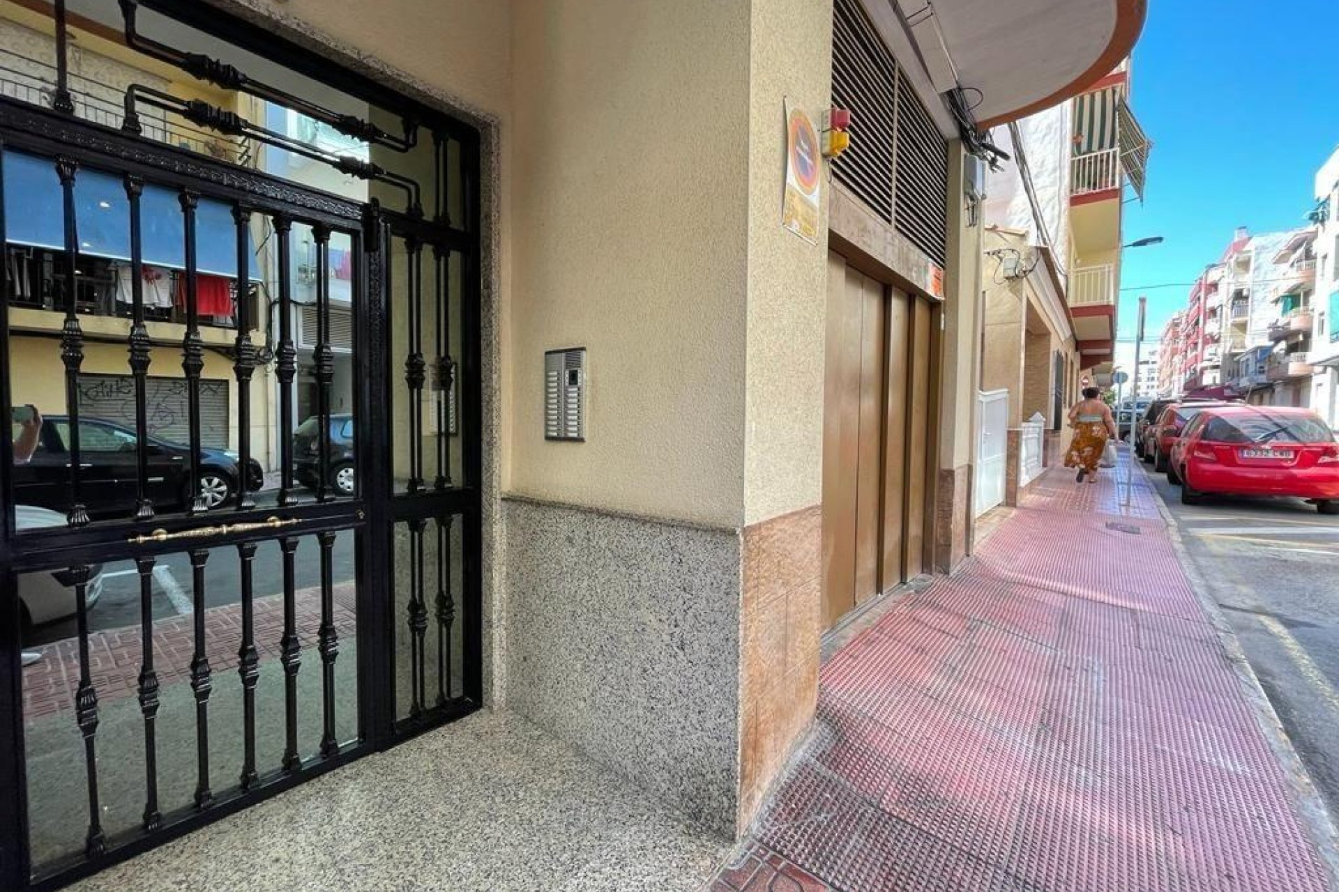 Segunda mano - Apartamento -
Torrevieja - Estacion De Autobuses