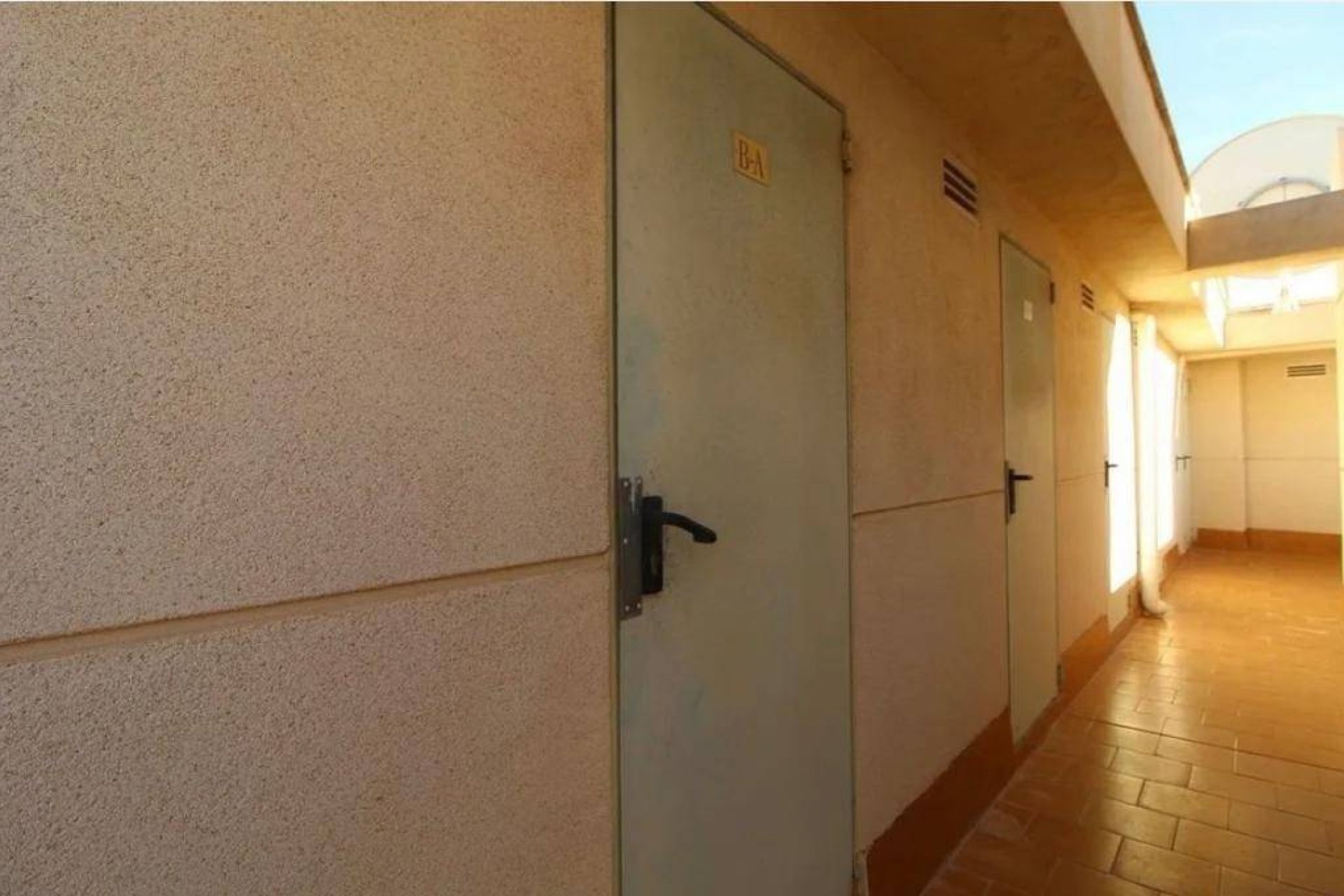 Segunda mano - Apartamento -
Torrevieja - Estacion De Autobuses