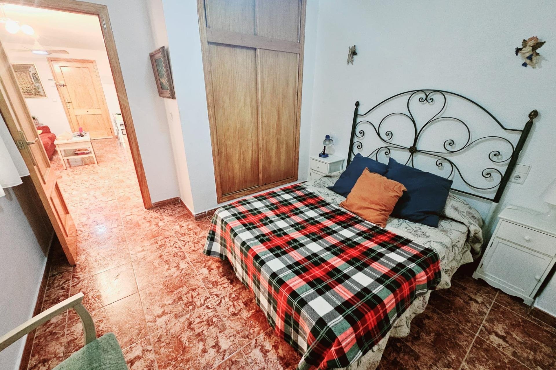 Segunda mano - Apartamento -
Torrevieja - Estacion De Autobuses