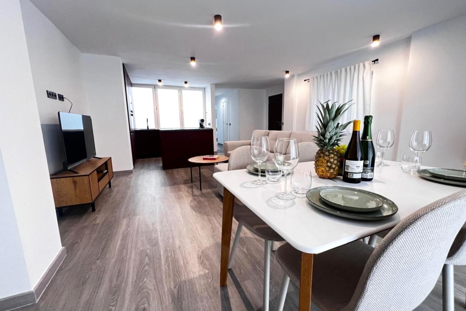 Segunda mano - Apartamento -
Torrevieja - Estacion De Autobuses
