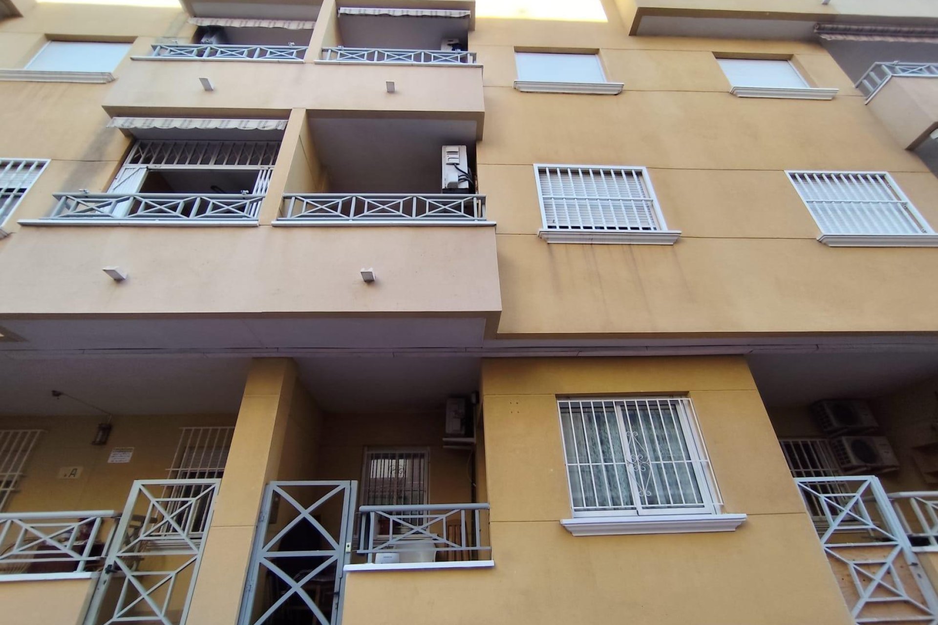 Segunda mano - Apartamento -
Torrevieja - Estacion De Autobuses