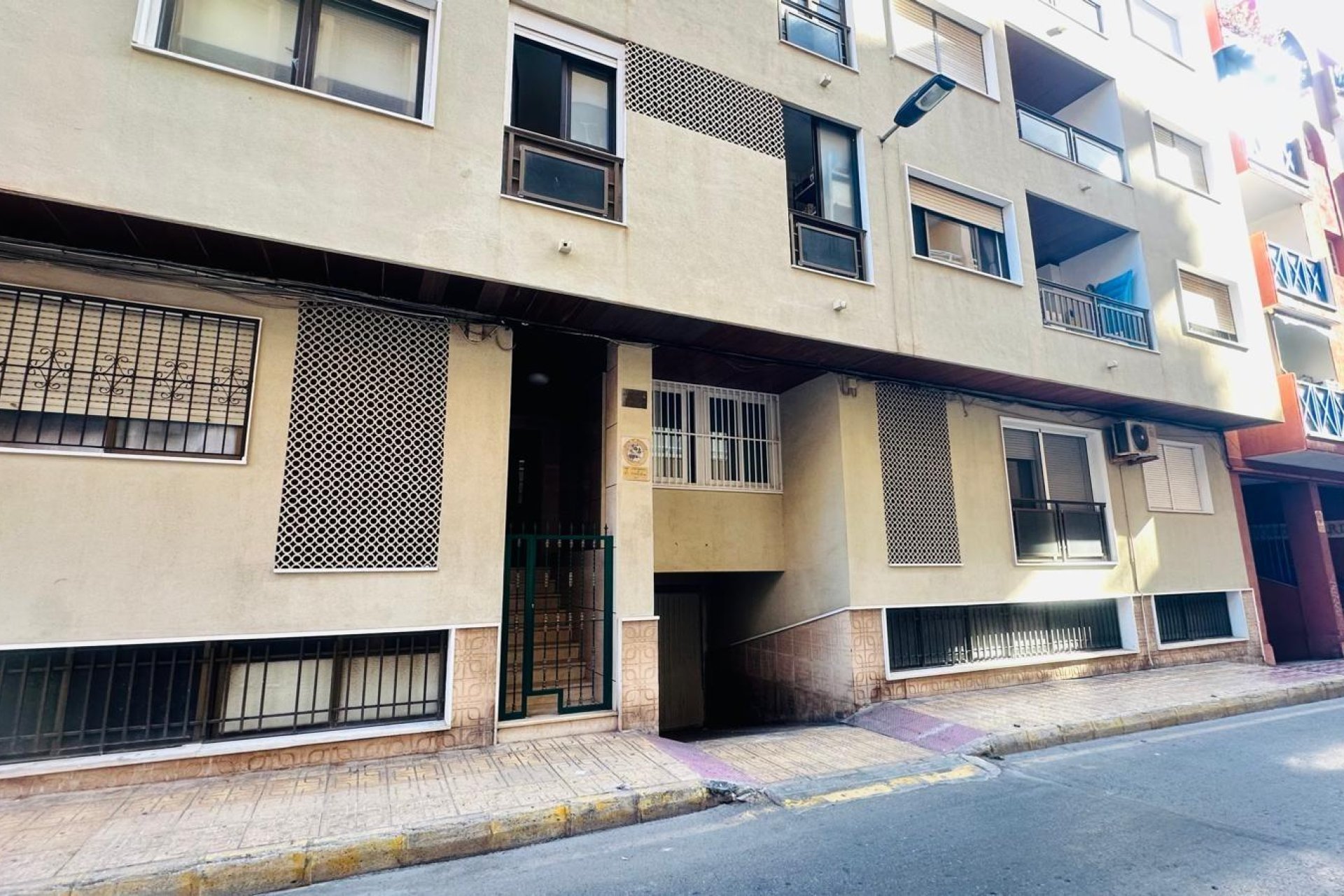 Segunda mano - Apartamento -
Torrevieja - Estacion De Autobuses