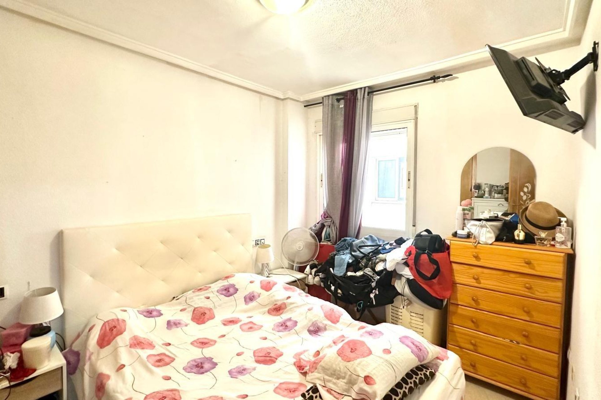 Segunda mano - Apartamento -
Torrevieja - Estacion De Autobuses