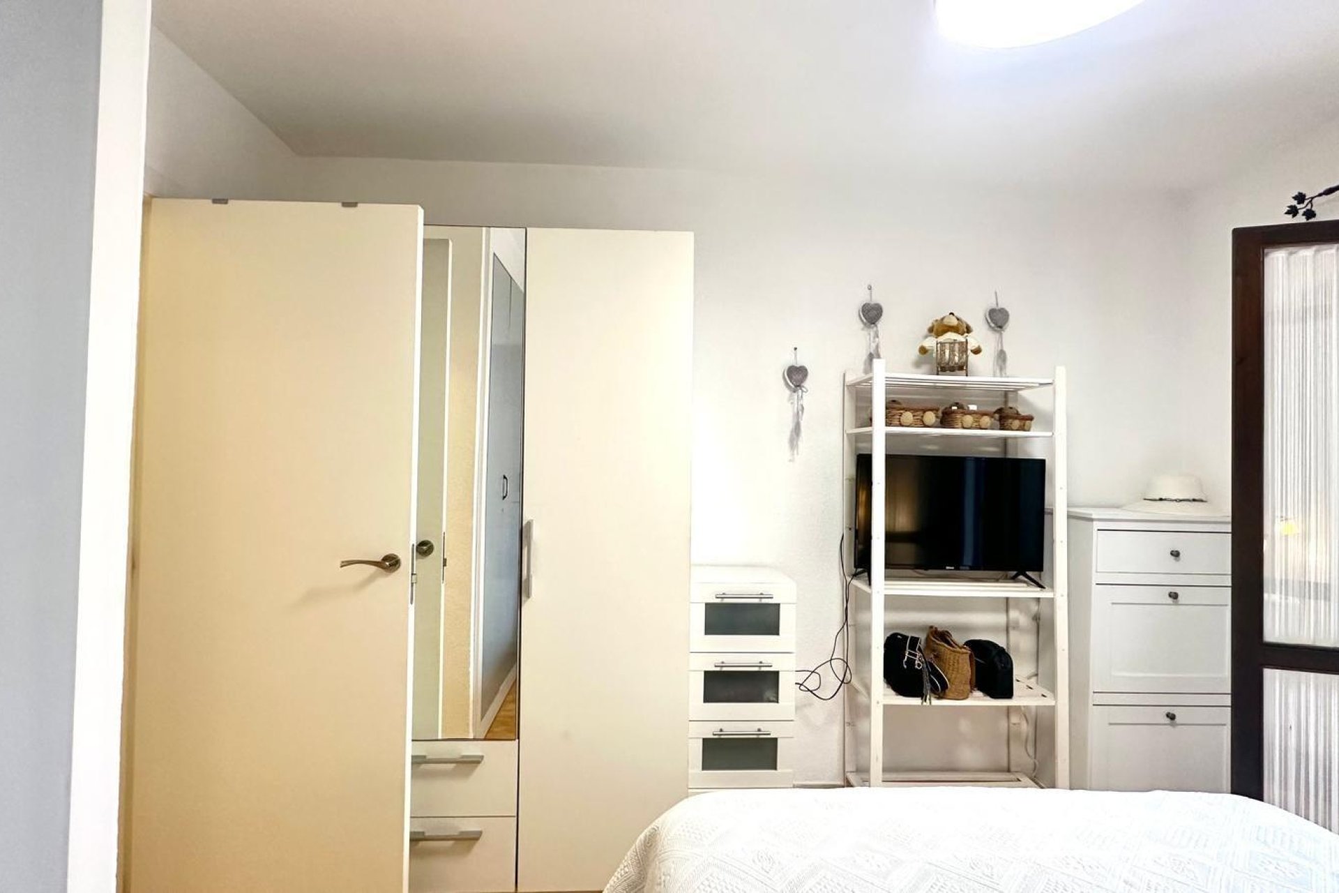 Segunda mano - Apartamento -
Torrevieja - Estacion De Autobuses