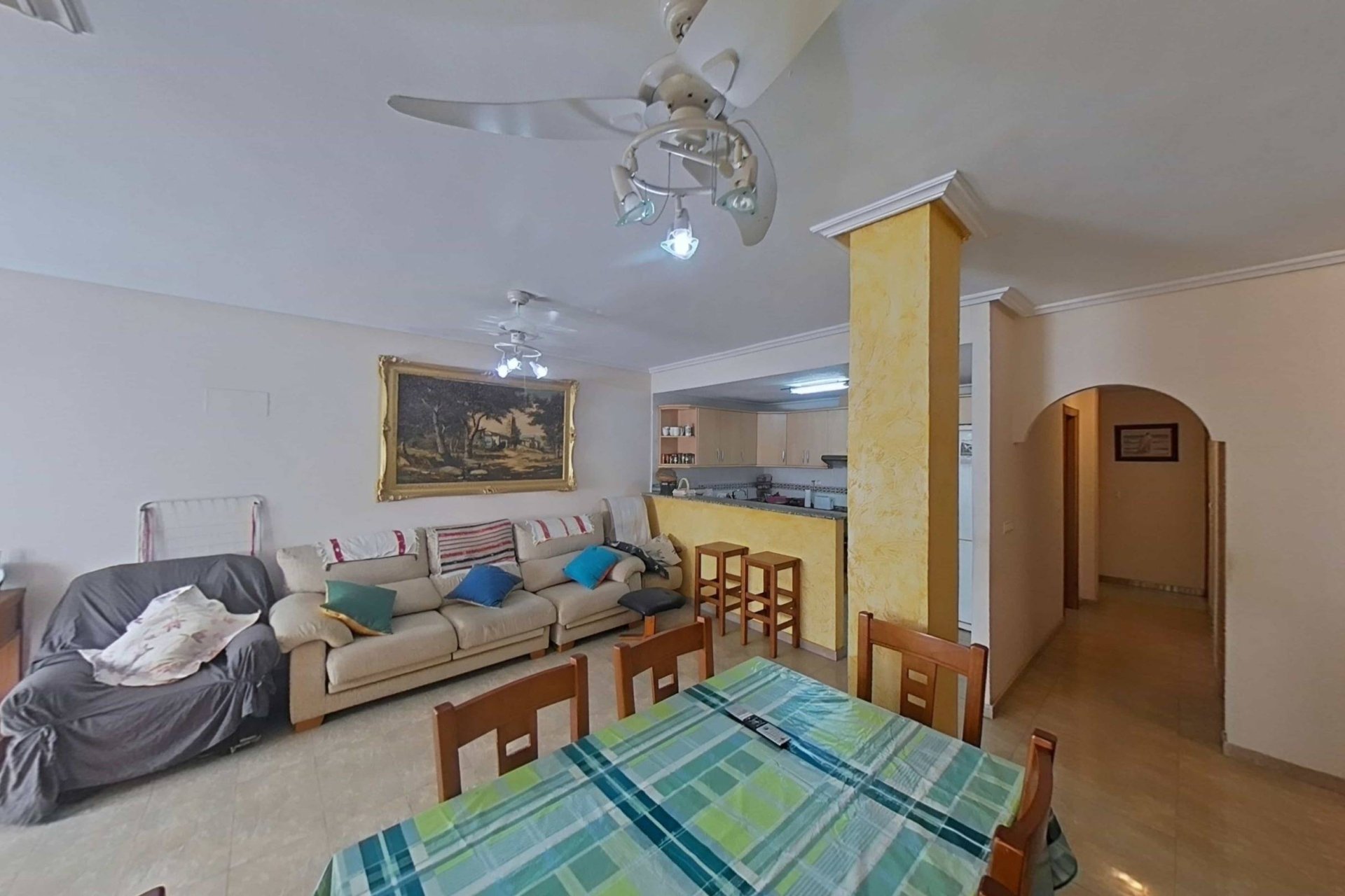 Segunda mano - Apartamento -
Torrevieja - Estacion De Autobuses