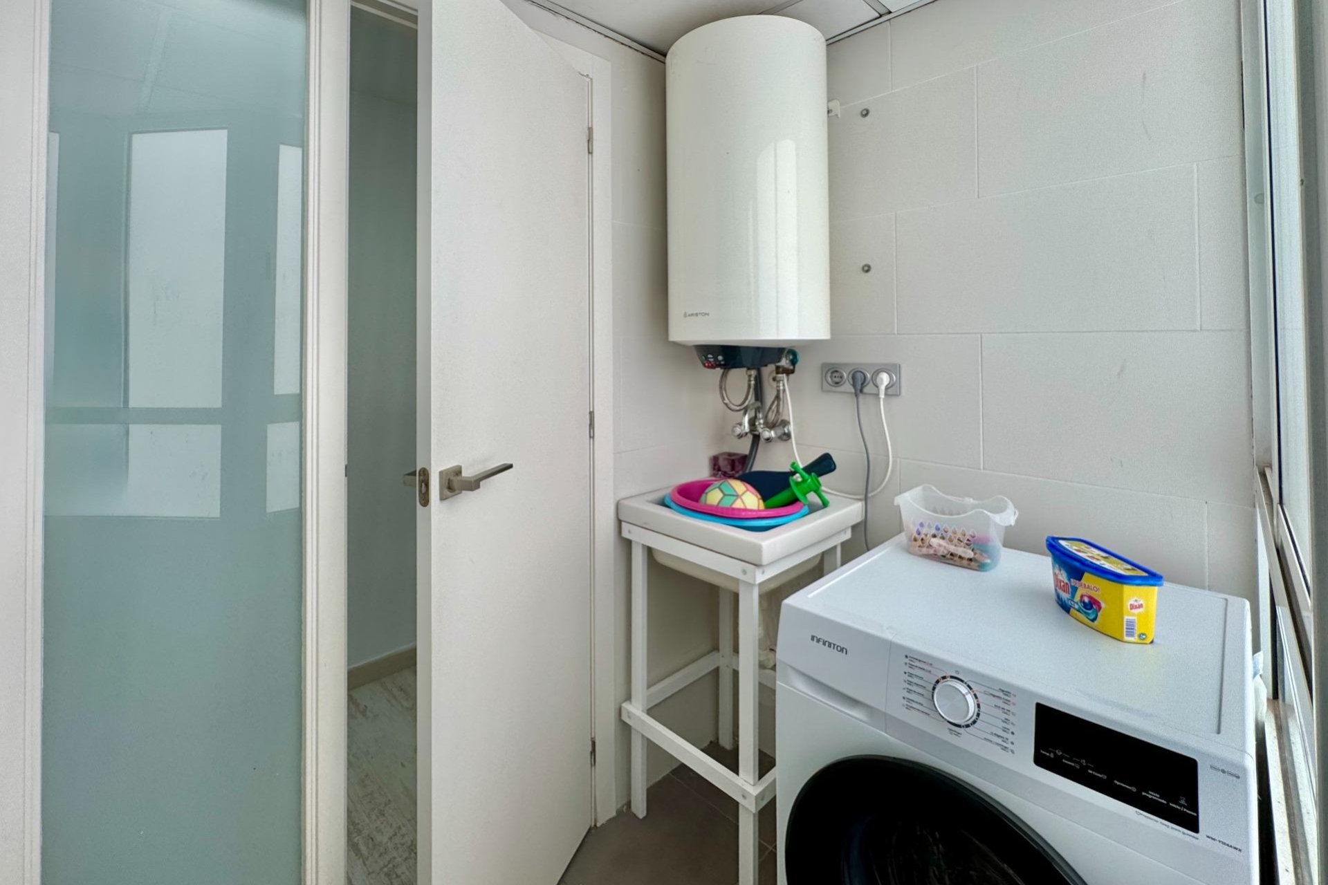 Segunda mano - Apartamento -
Torrevieja - Estacion De Autobuses