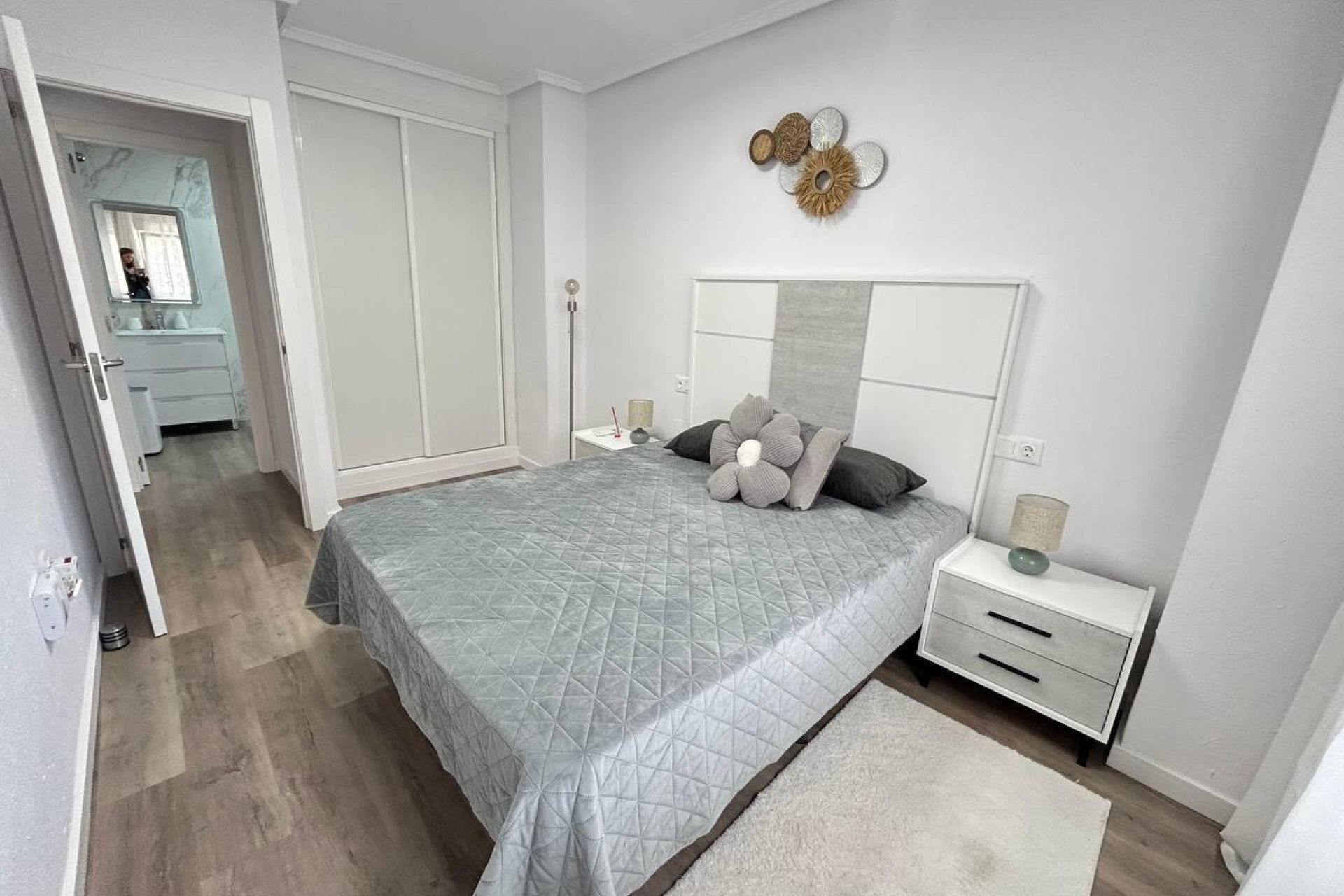 Segunda mano - Apartamento -
Torrevieja - Estacion De Autobuses