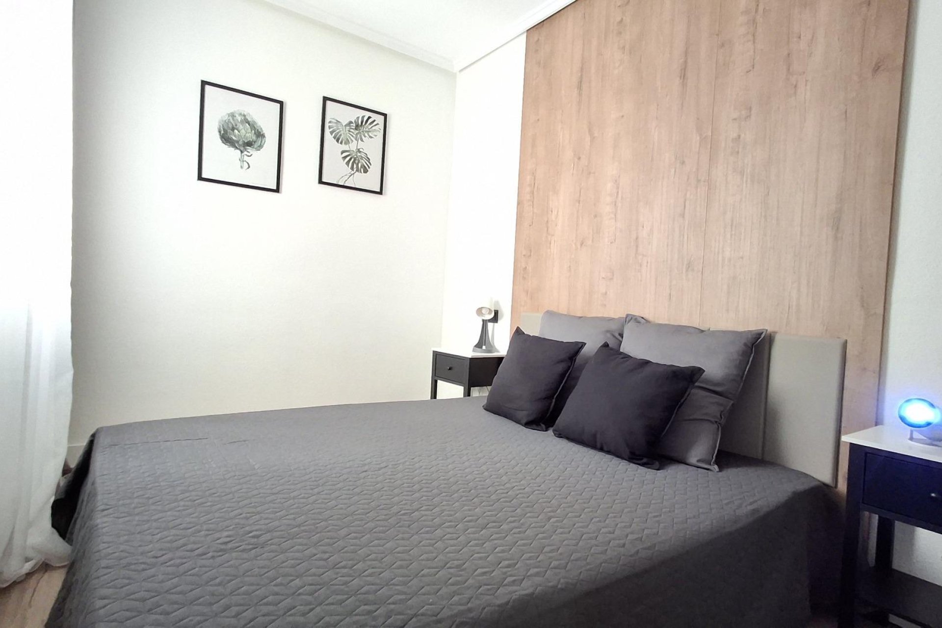 Segunda mano - Apartamento -
Torrevieja - Estacion De Autobuses