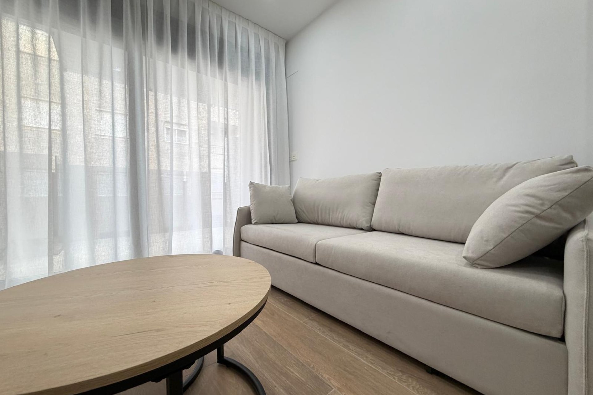 Segunda mano - Apartamento -
Torrevieja - Estacion De Autobuses