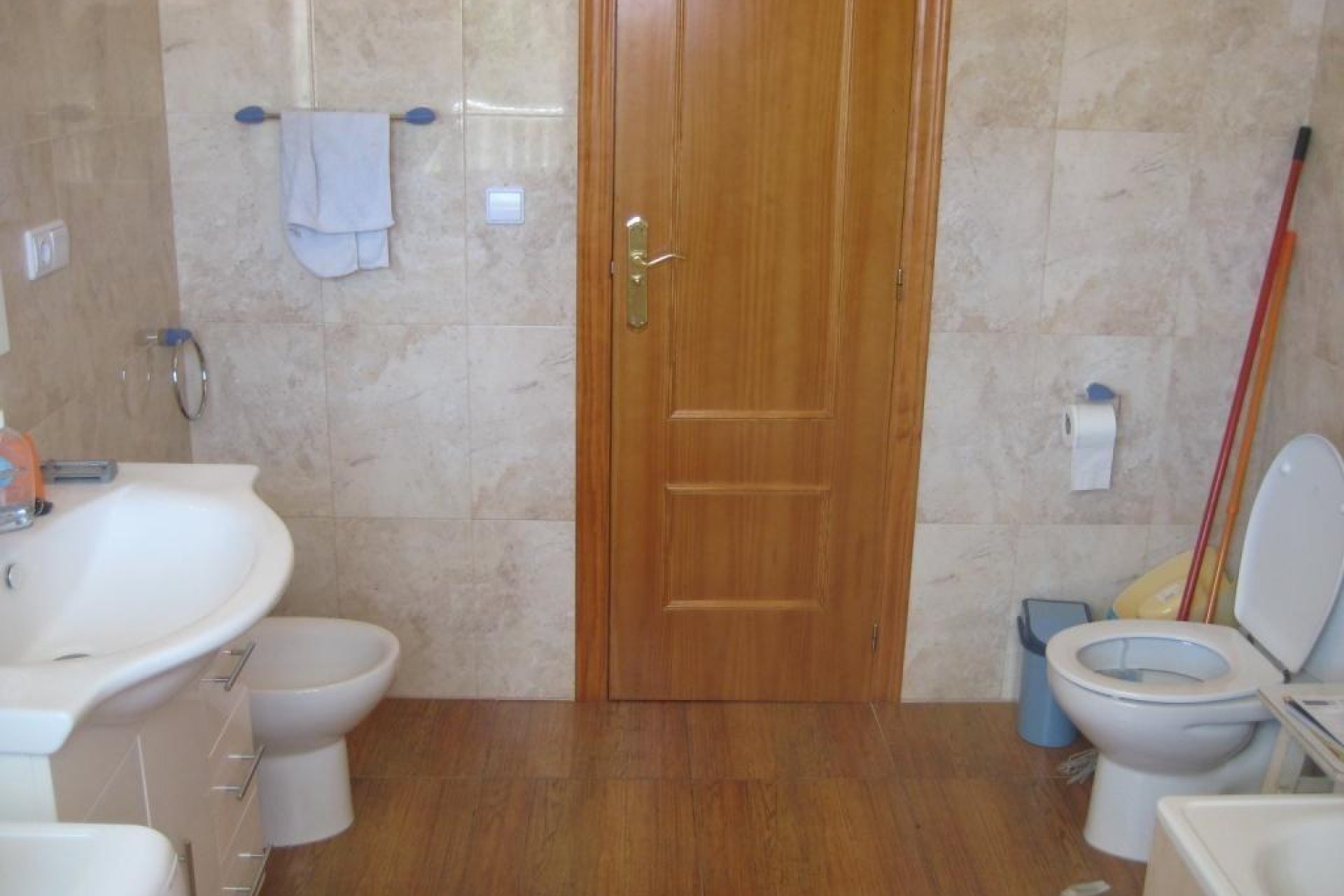 Segunda mano - Apartamento -
Torrevieja - Estacion De Autobuses