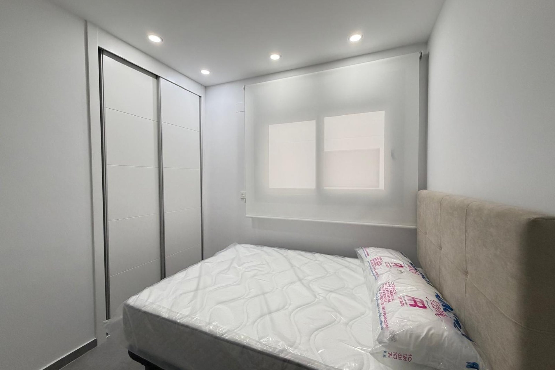 Segunda mano - Apartamento -
Torrevieja - Estacion De Autobuses