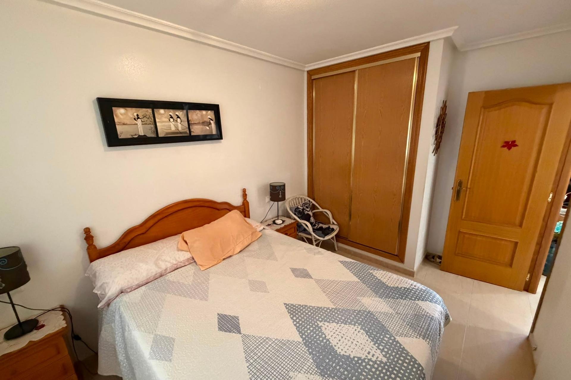 Segunda mano - Apartamento -
Torrevieja - Estacion De Autobuses