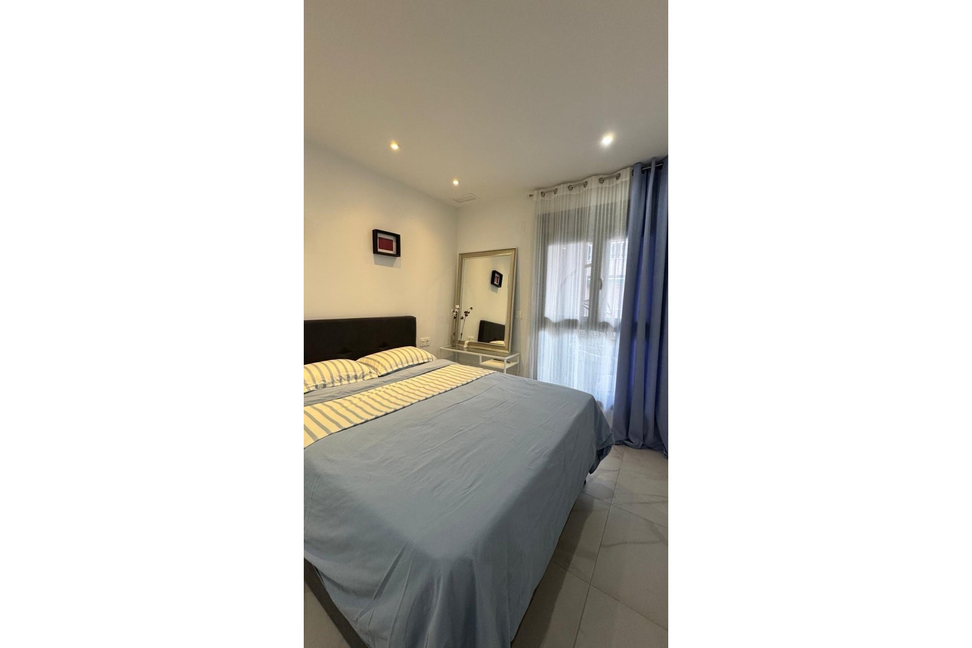 Segunda mano - Apartamento -
Torrevieja - Estacion De Autobuses