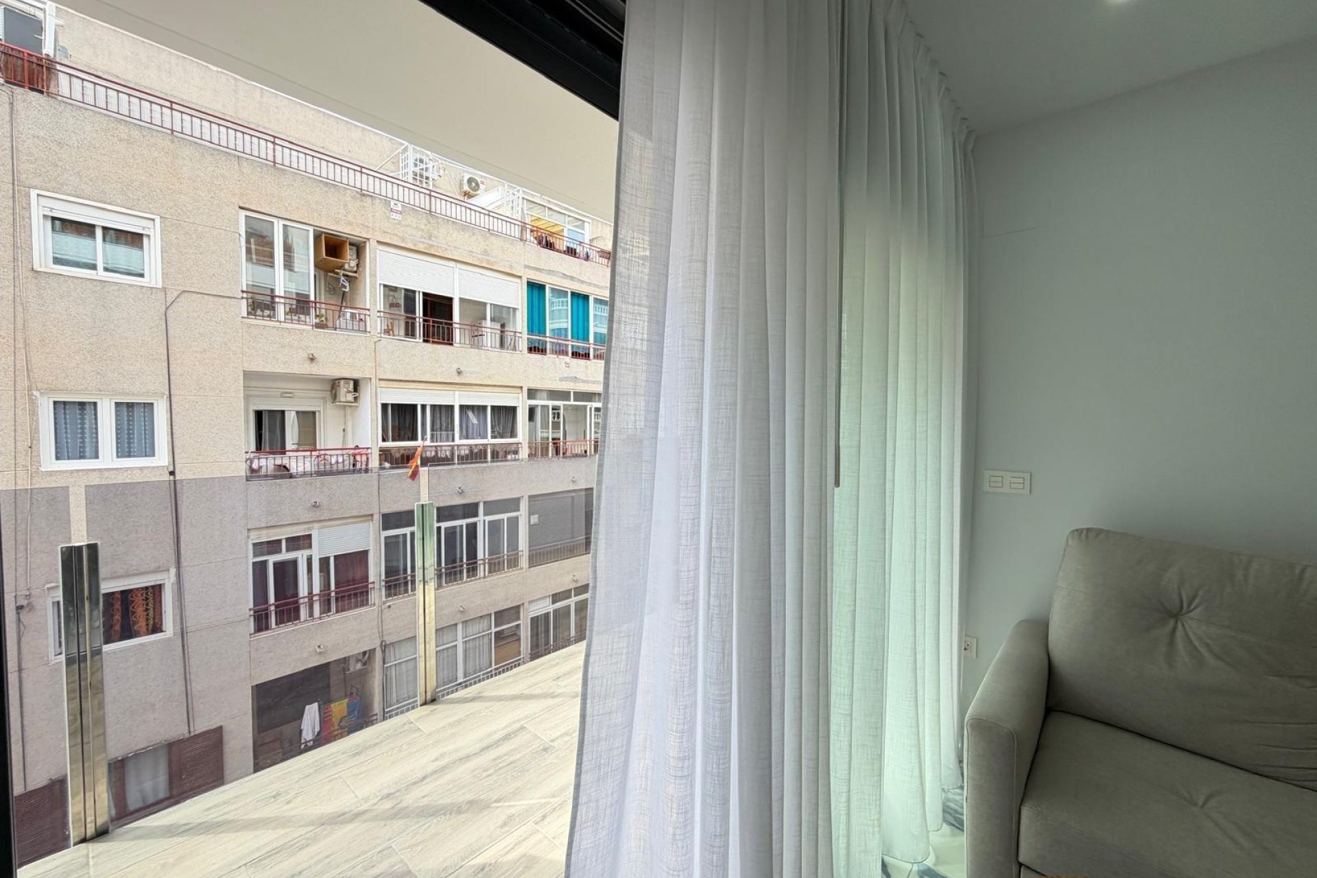 Segunda mano - Apartamento -
Torrevieja - Estacion De Autobuses
