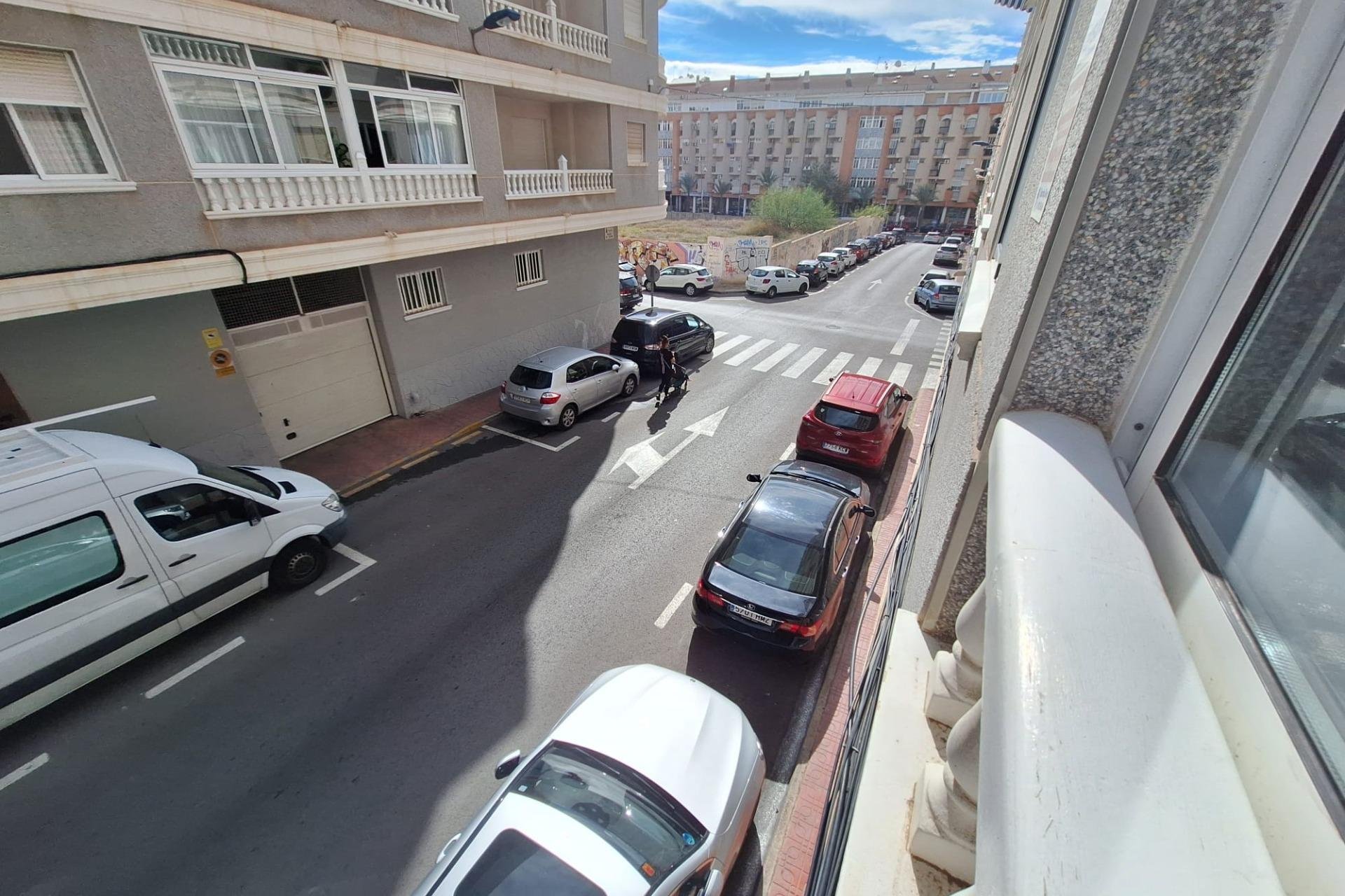 Segunda mano - Apartamento -
Torrevieja - Estacion De Autobuses
