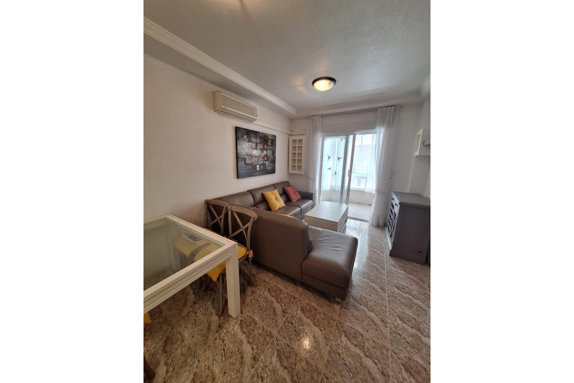 Segunda mano - Apartamento -
Torrevieja - Estacion De Autobuses