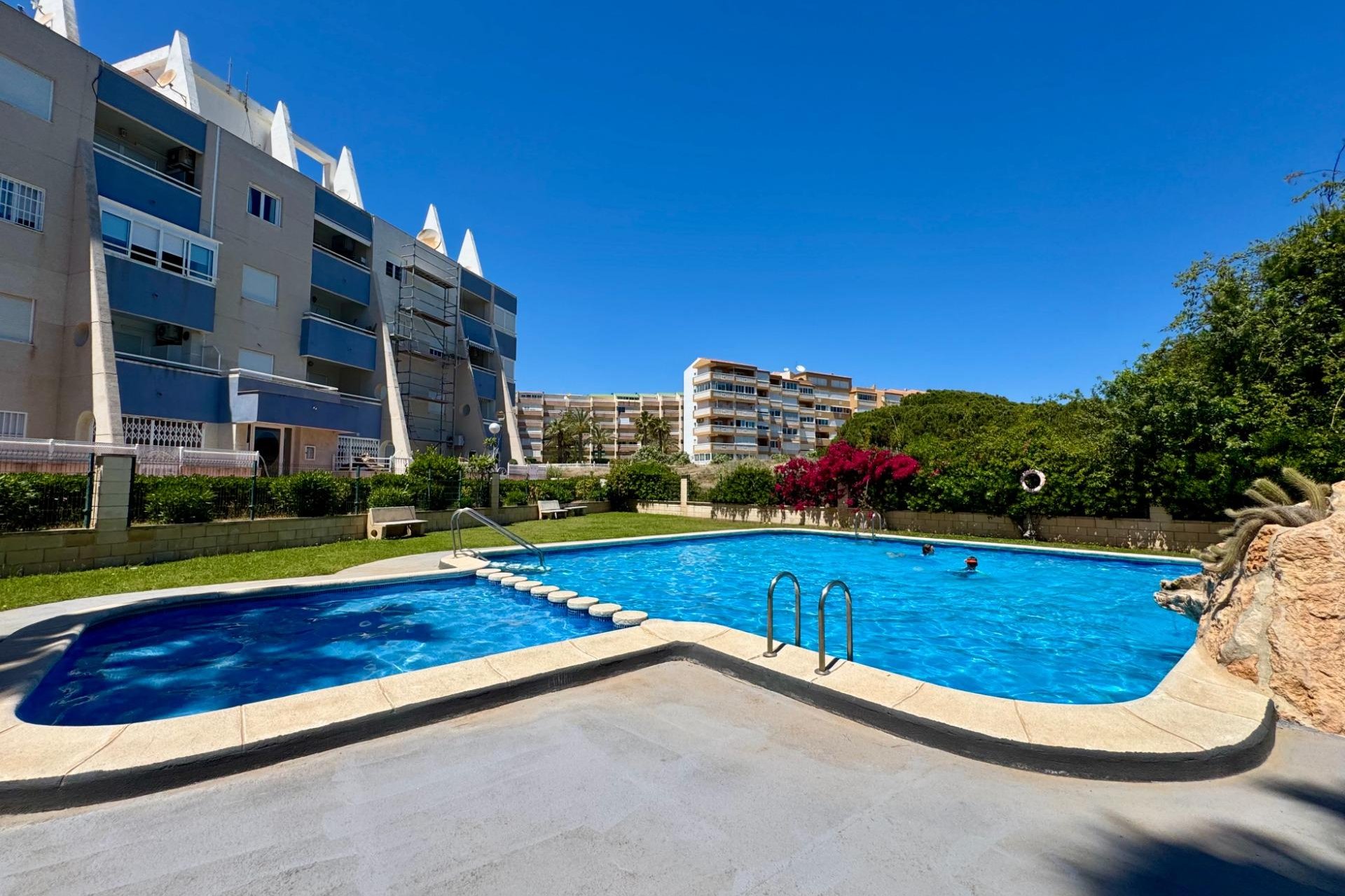 Segunda mano - Apartamento -
Torrevieja - Gaspar Perrelló