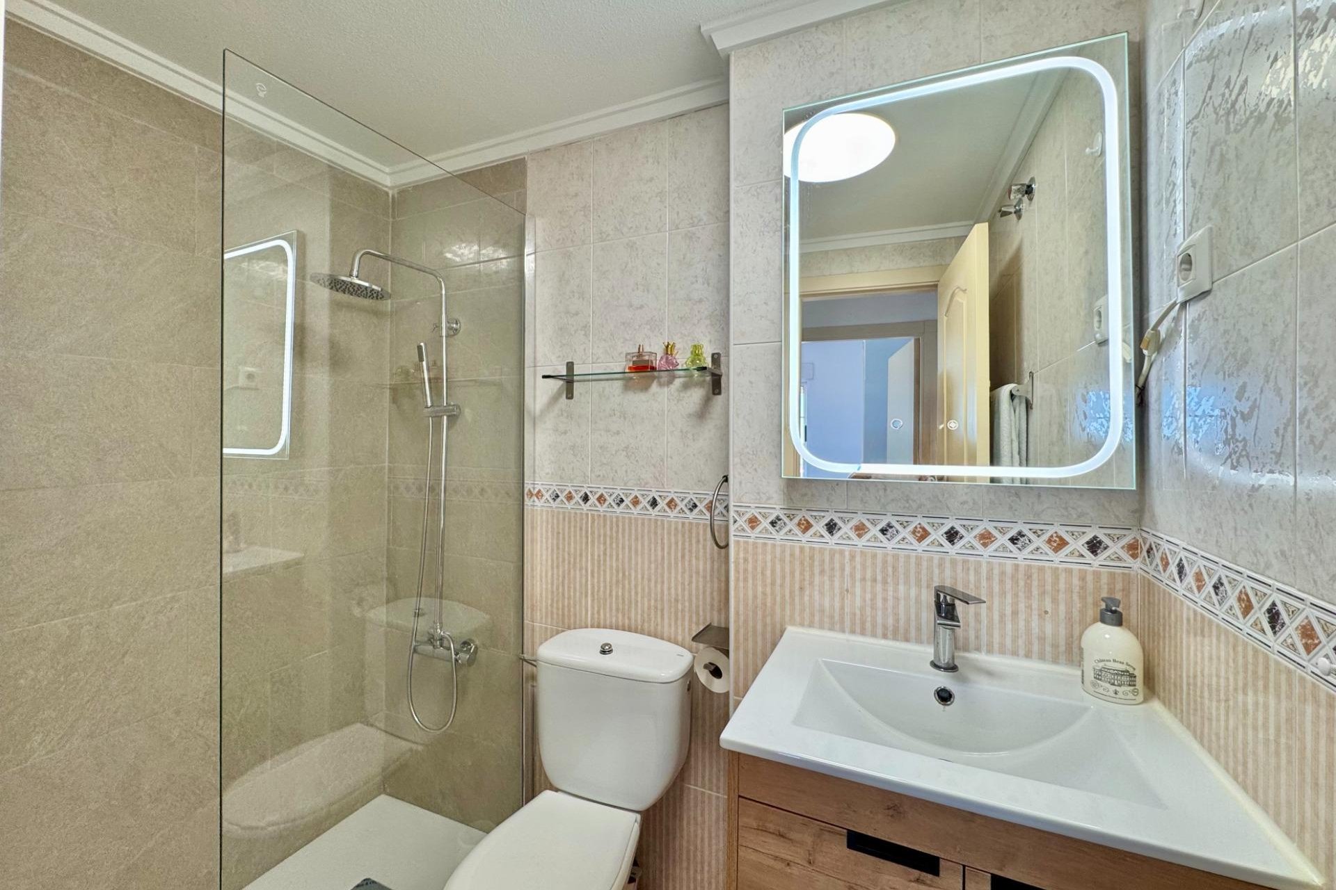Segunda mano - Apartamento -
Torrevieja - Gaspar Perrelló
