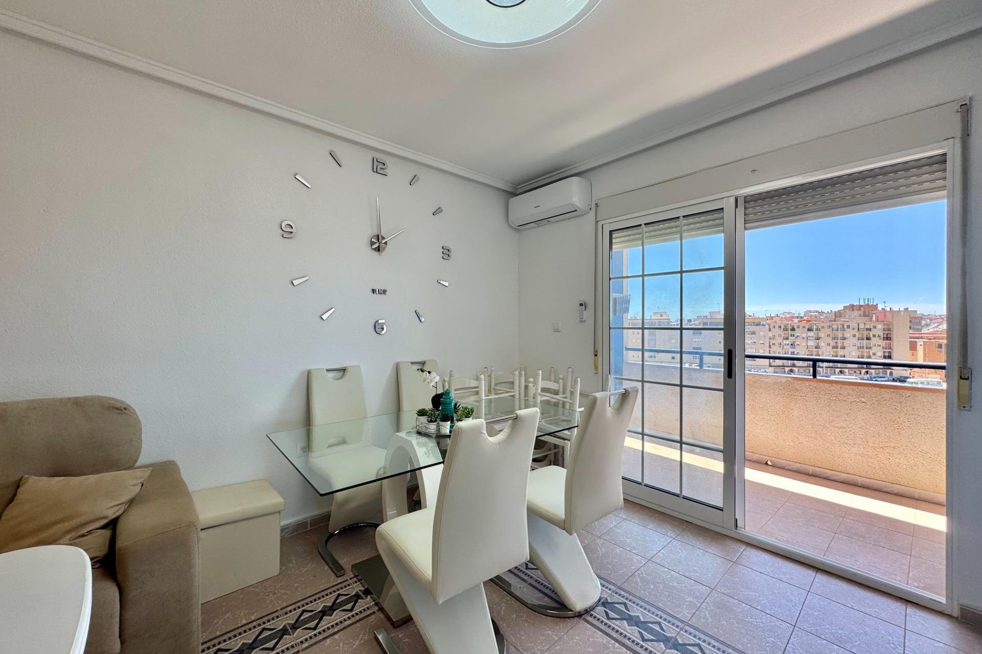 Segunda mano - Apartamento -
Torrevieja - Gaspar Perrelló