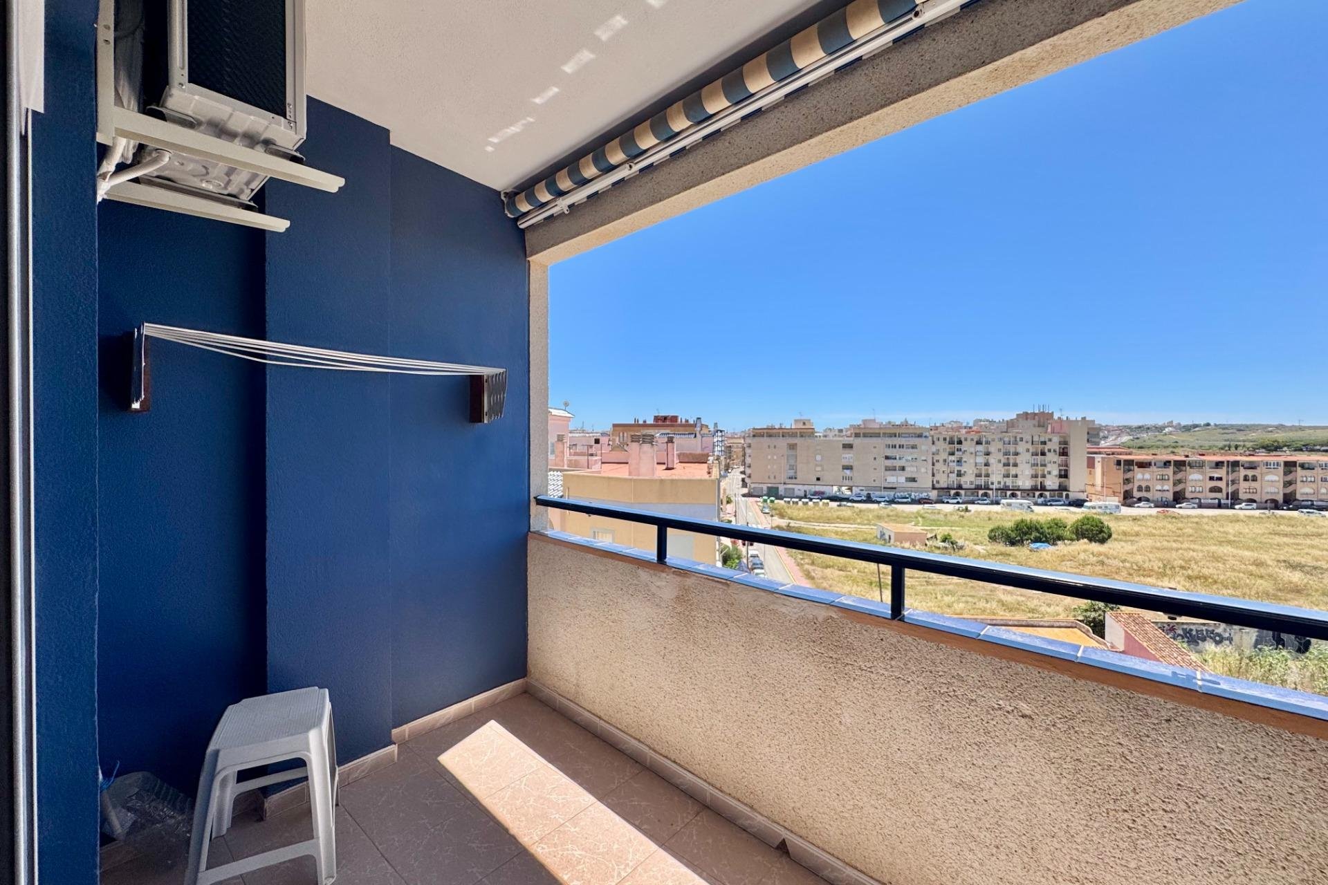Segunda mano - Apartamento -
Torrevieja - Gaspar Perrelló