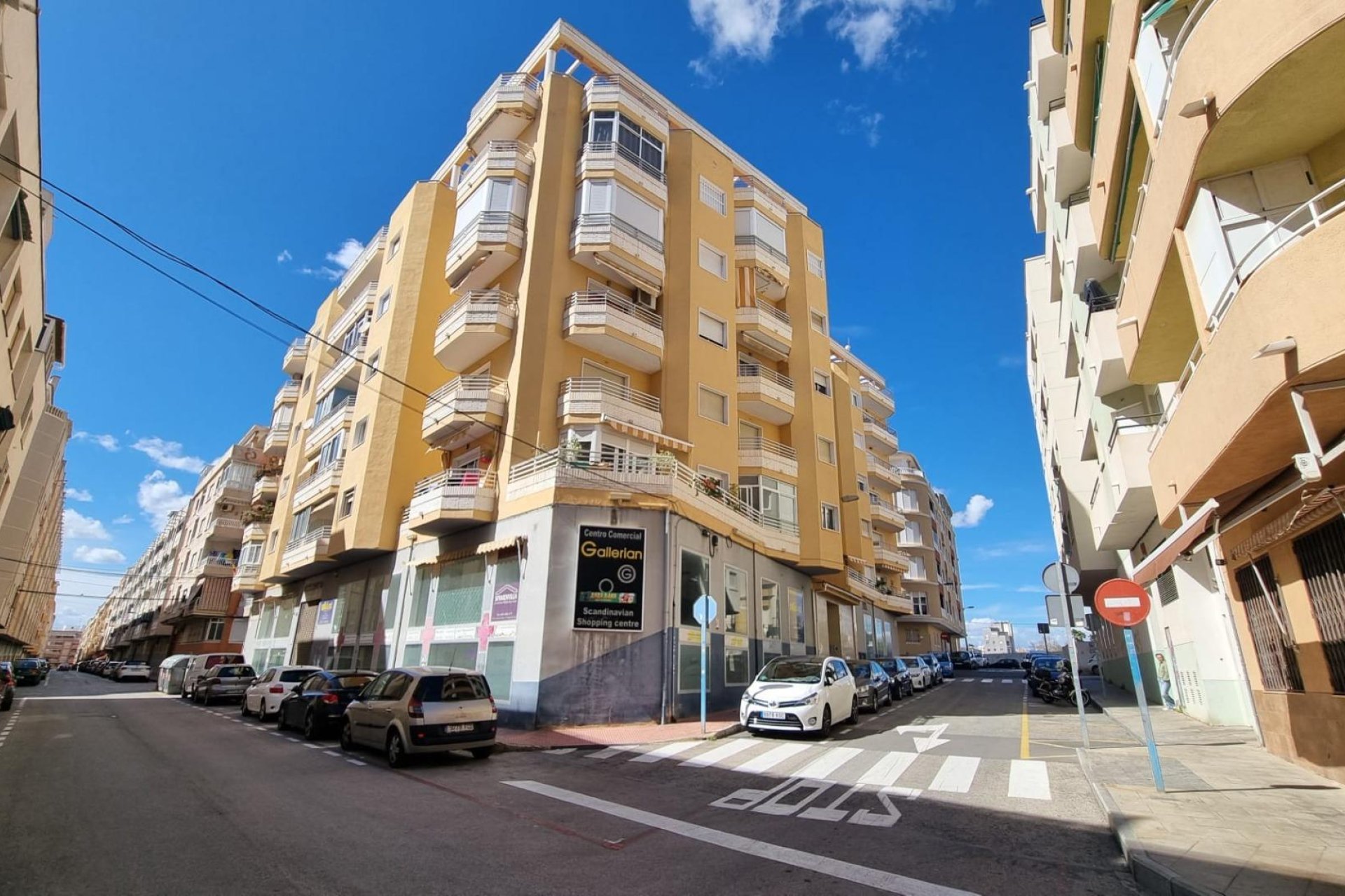 Segunda mano - Apartamento -
Torrevieja - Habaneras