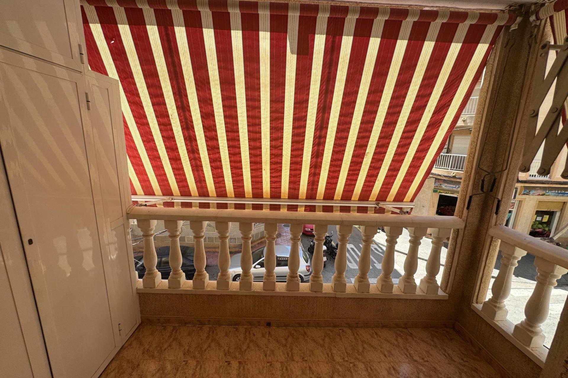 Segunda mano - Apartamento -
Torrevieja - Habaneras