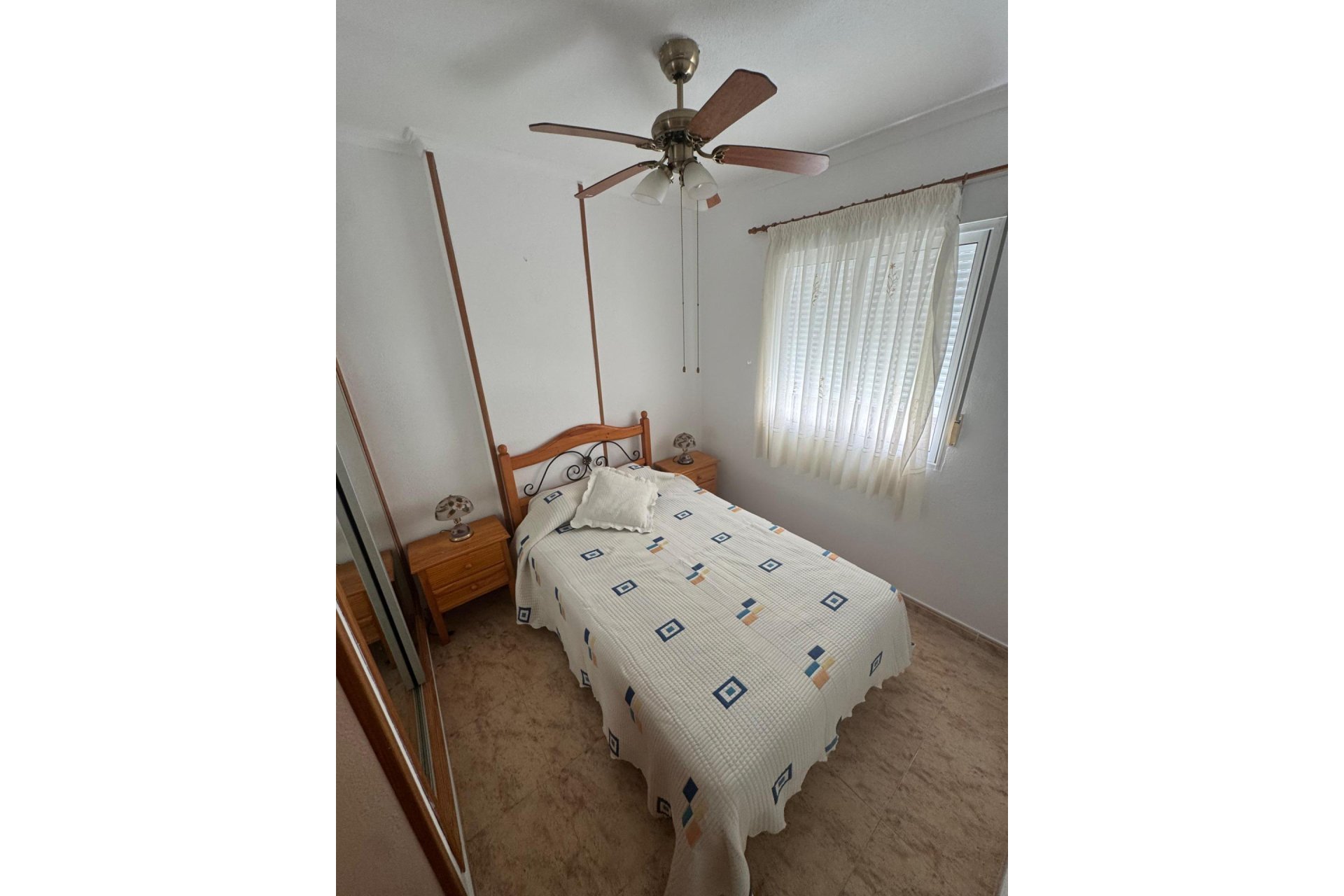 Segunda mano - Apartamento -
Torrevieja - Habaneras