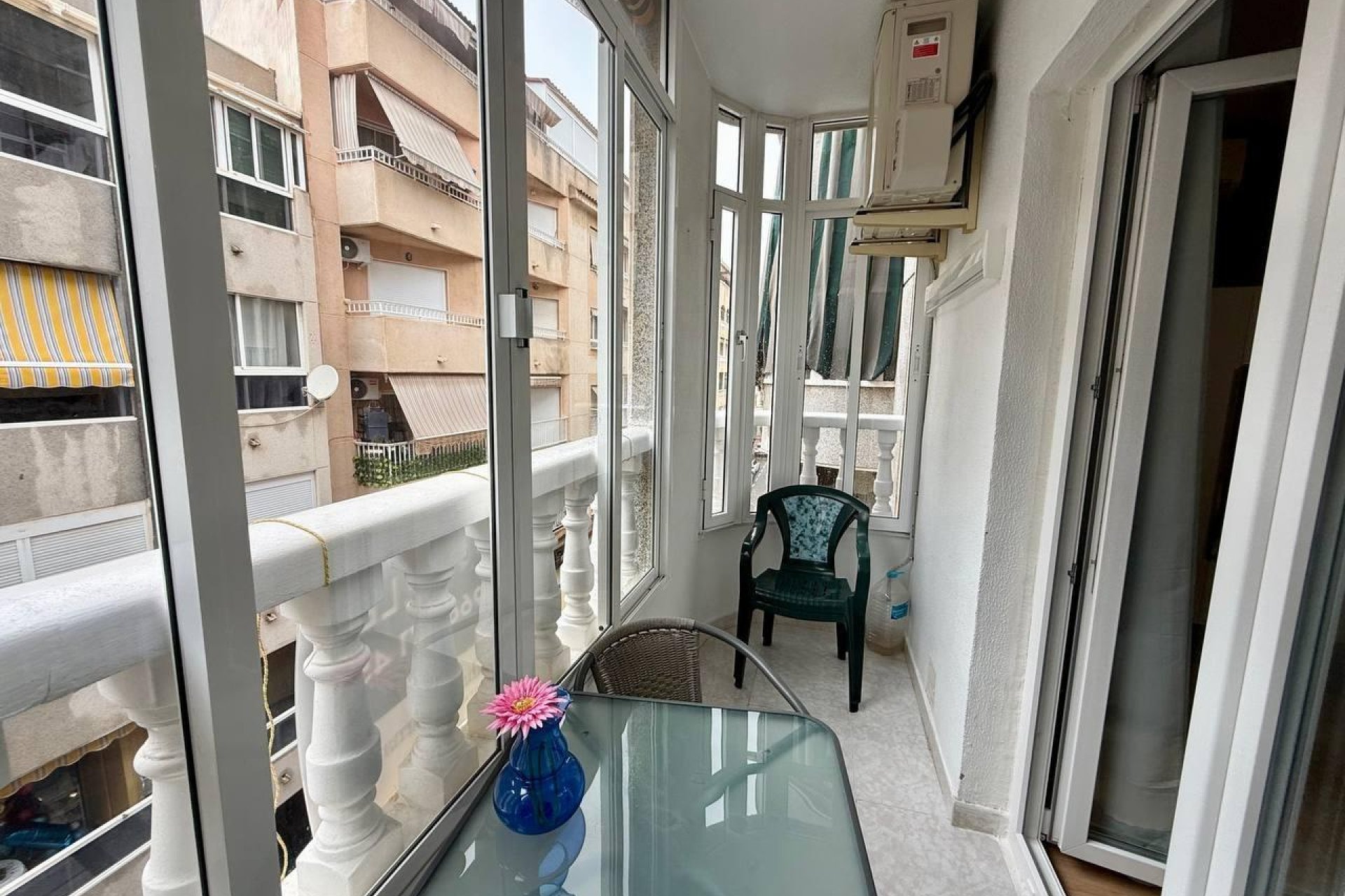 Segunda mano - Apartamento -
Torrevieja - Habaneras