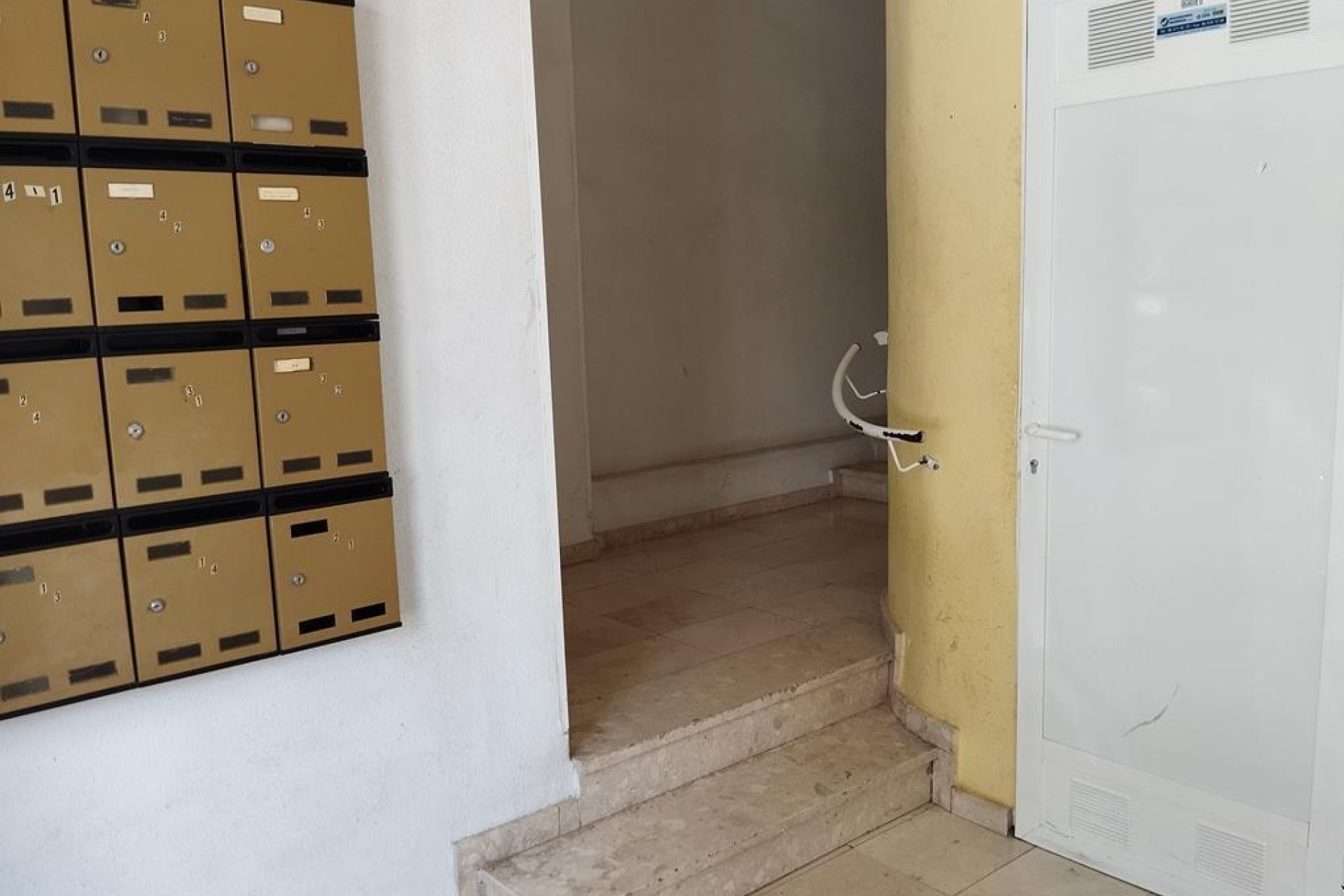 Segunda mano - Apartamento -
Torrevieja - Habaneras