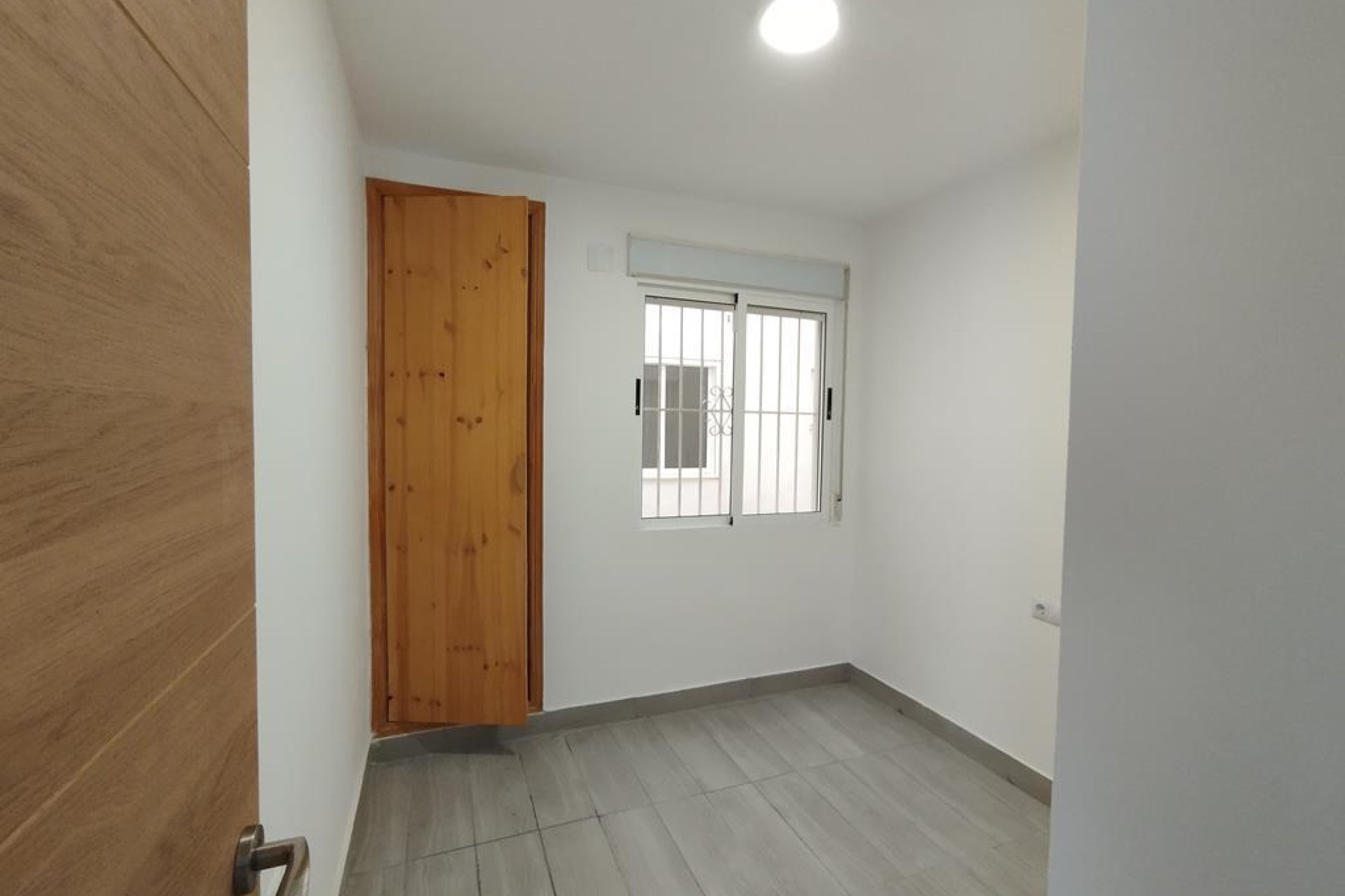 Segunda mano - Apartamento -
Torrevieja - Habaneras