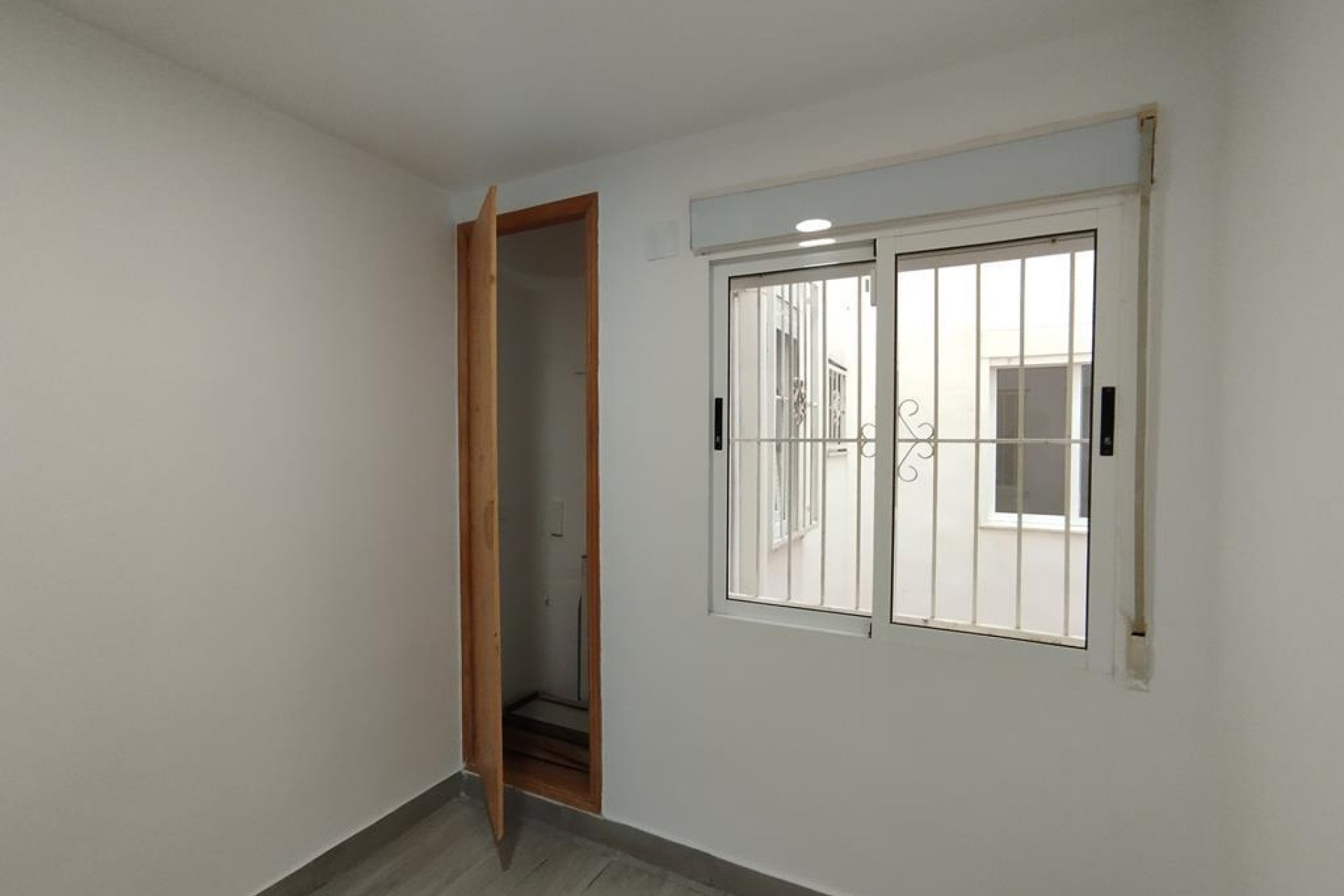 Segunda mano - Apartamento -
Torrevieja - Habaneras