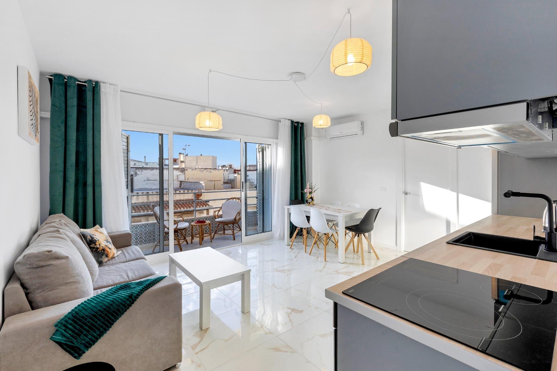 Segunda mano - Apartamento -
Torrevieja - La Mata Pueblo