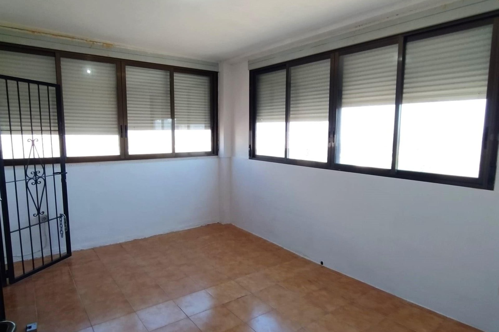 Segunda mano - Apartamento -
Torrevieja - La Mata Pueblo
