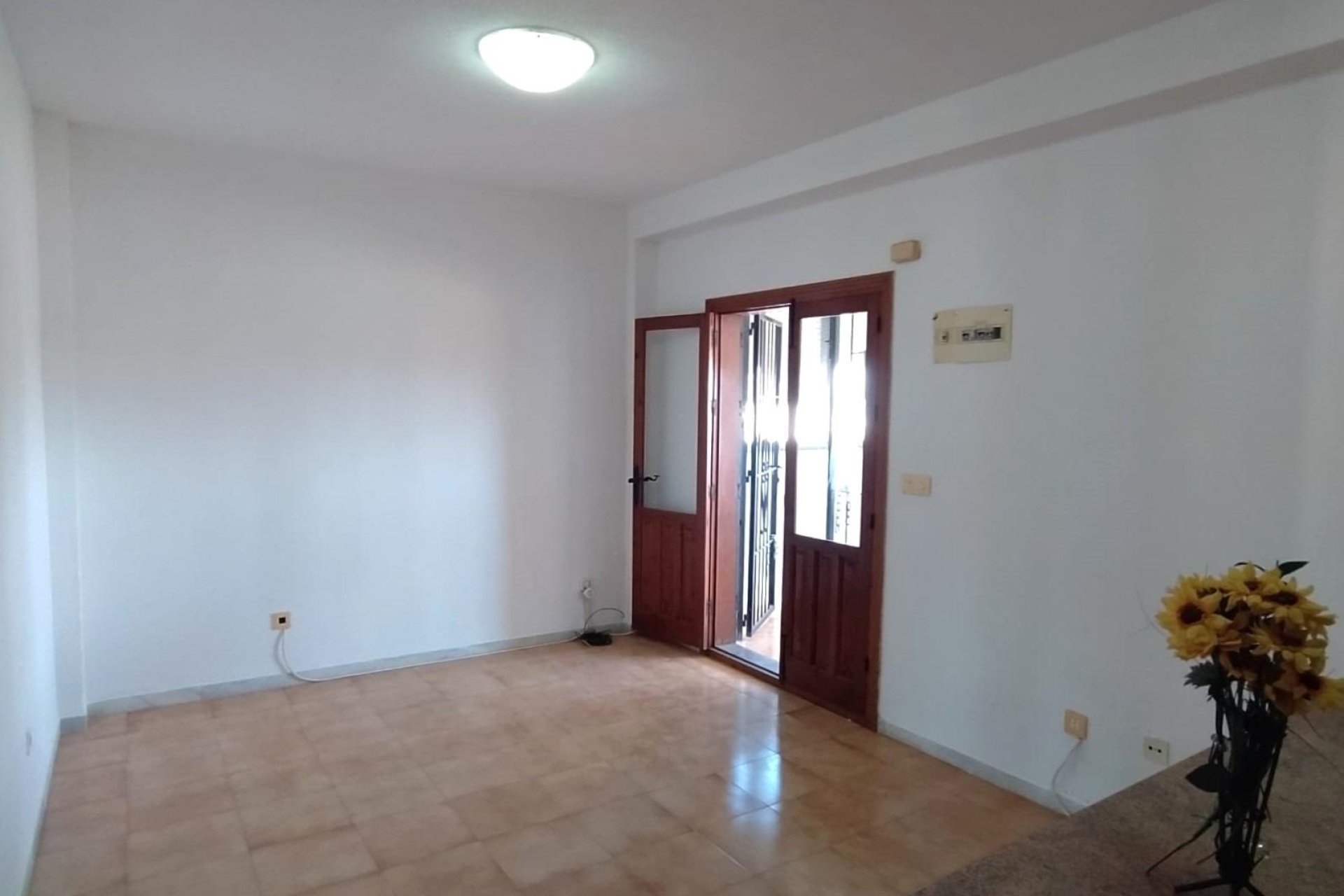 Segunda mano - Apartamento -
Torrevieja - La Mata Pueblo