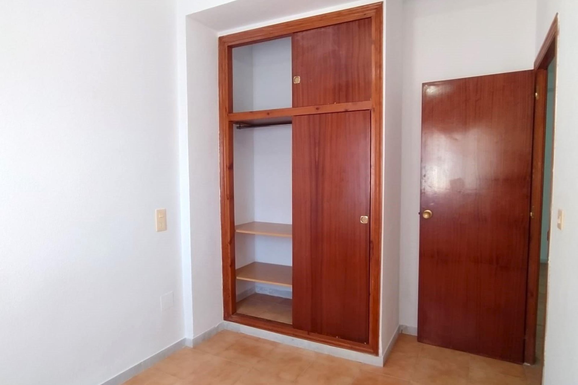 Segunda mano - Apartamento -
Torrevieja - La Mata Pueblo