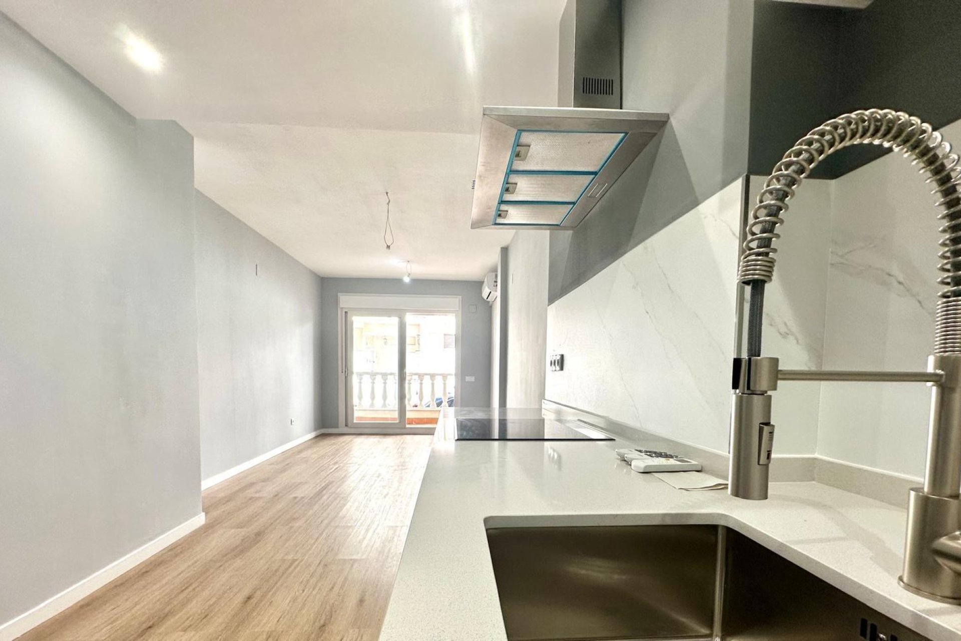 Segunda mano - Apartamento -
Torrevieja - La Mata Pueblo