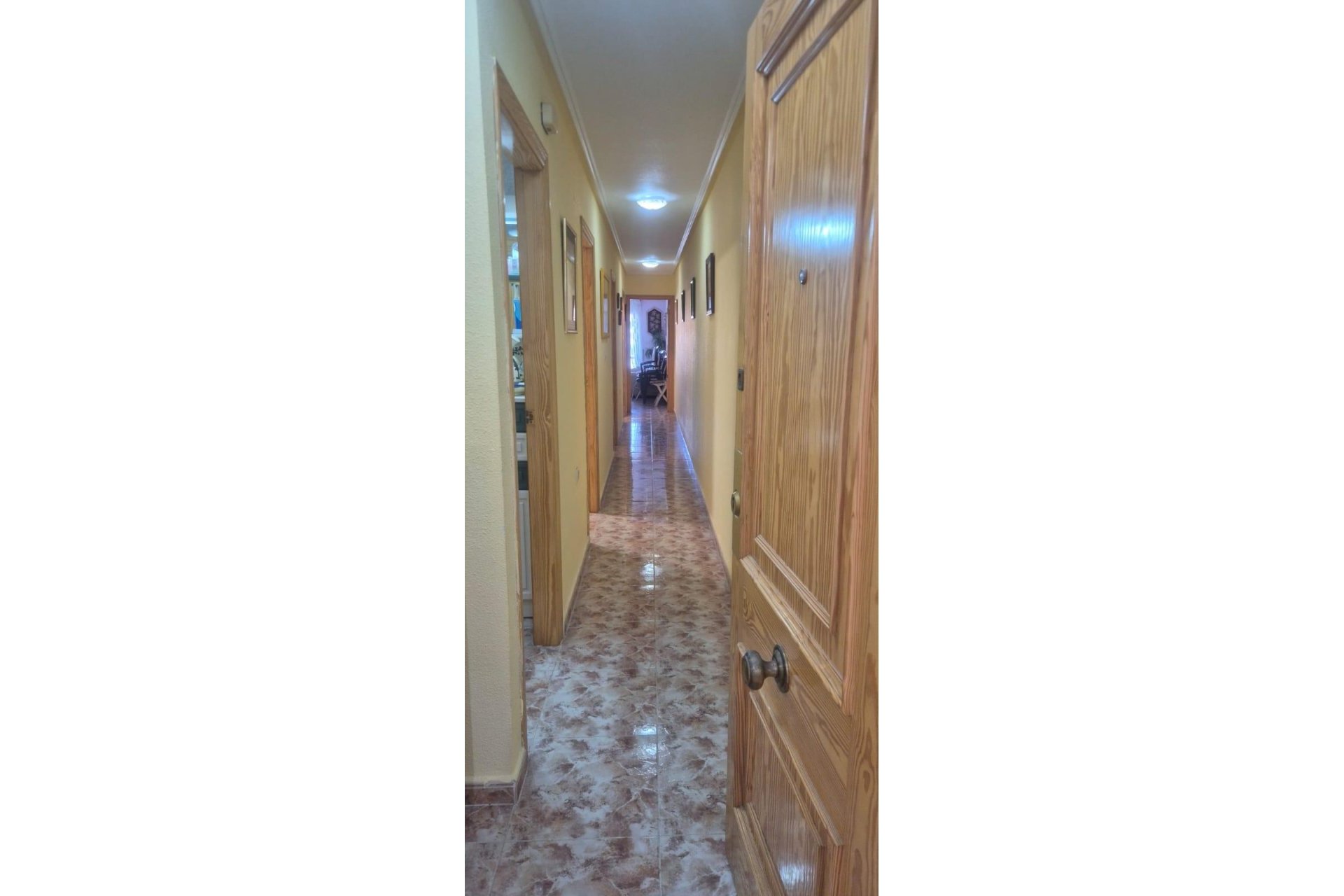 Segunda mano - Apartamento -
Torrevieja - La Mata Pueblo