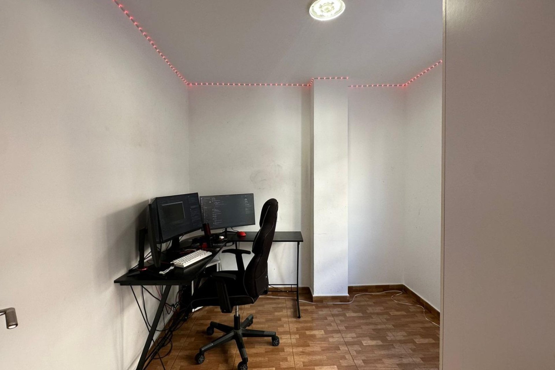 Segunda mano - Apartamento -
Torrevieja - La Mata Pueblo