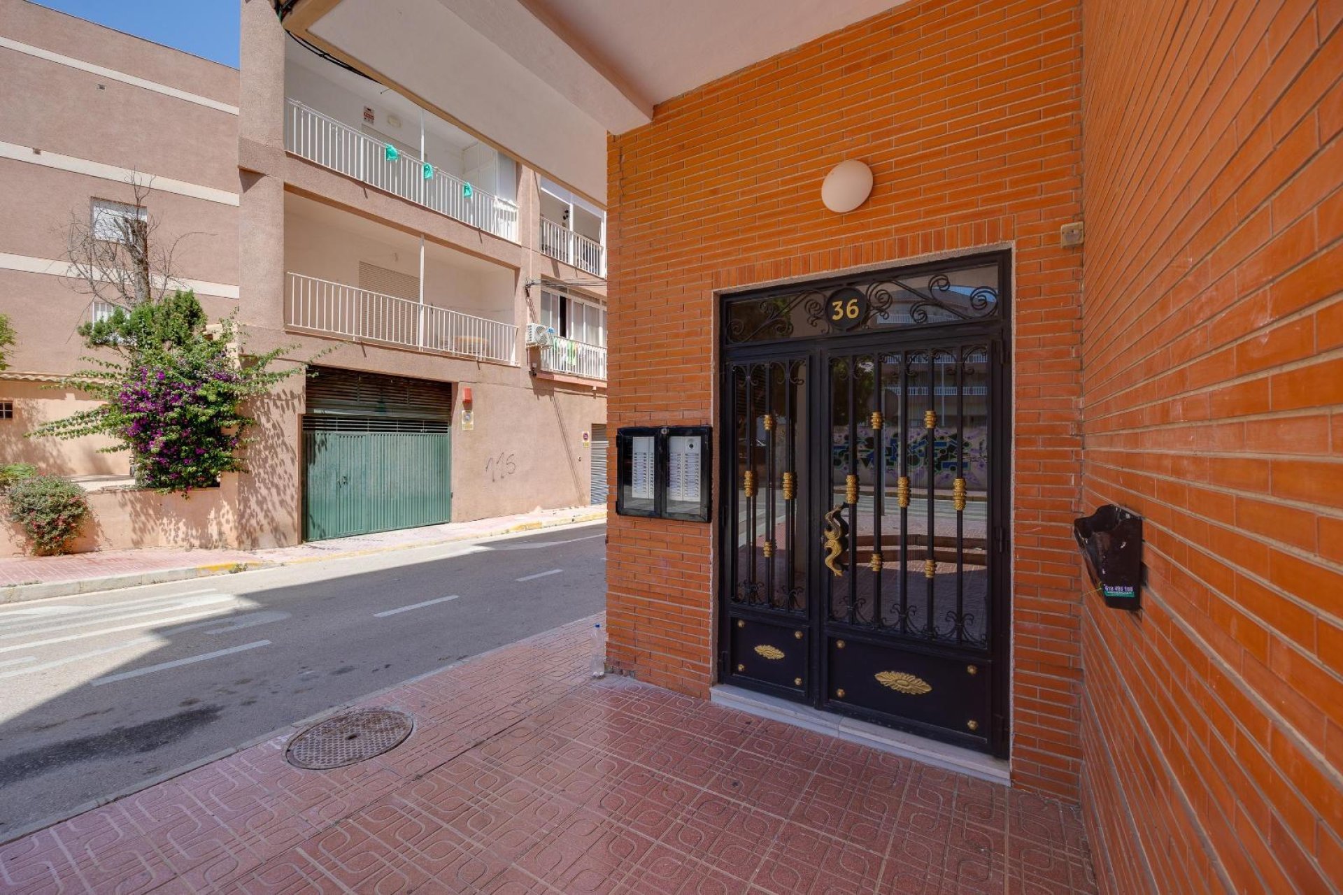 Segunda mano - Apartamento -
Torrevieja - La Mata Pueblo