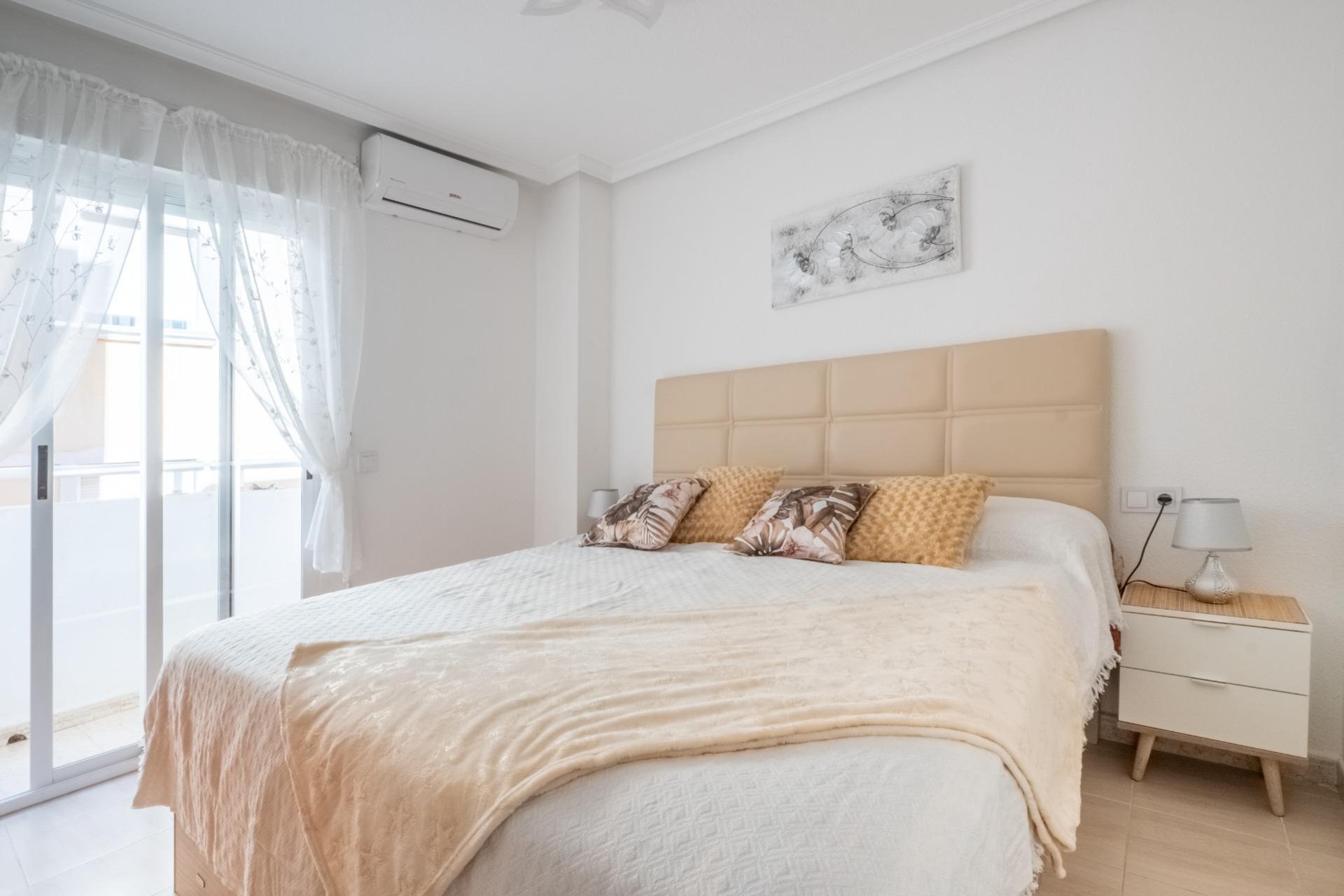Segunda mano - Apartamento -
Torrevieja - La Mata