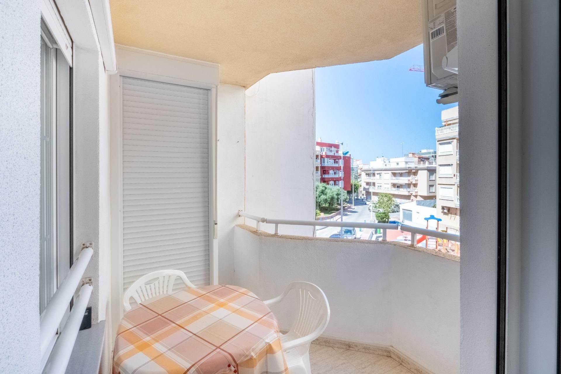 Segunda mano - Apartamento -
Torrevieja - La Mata