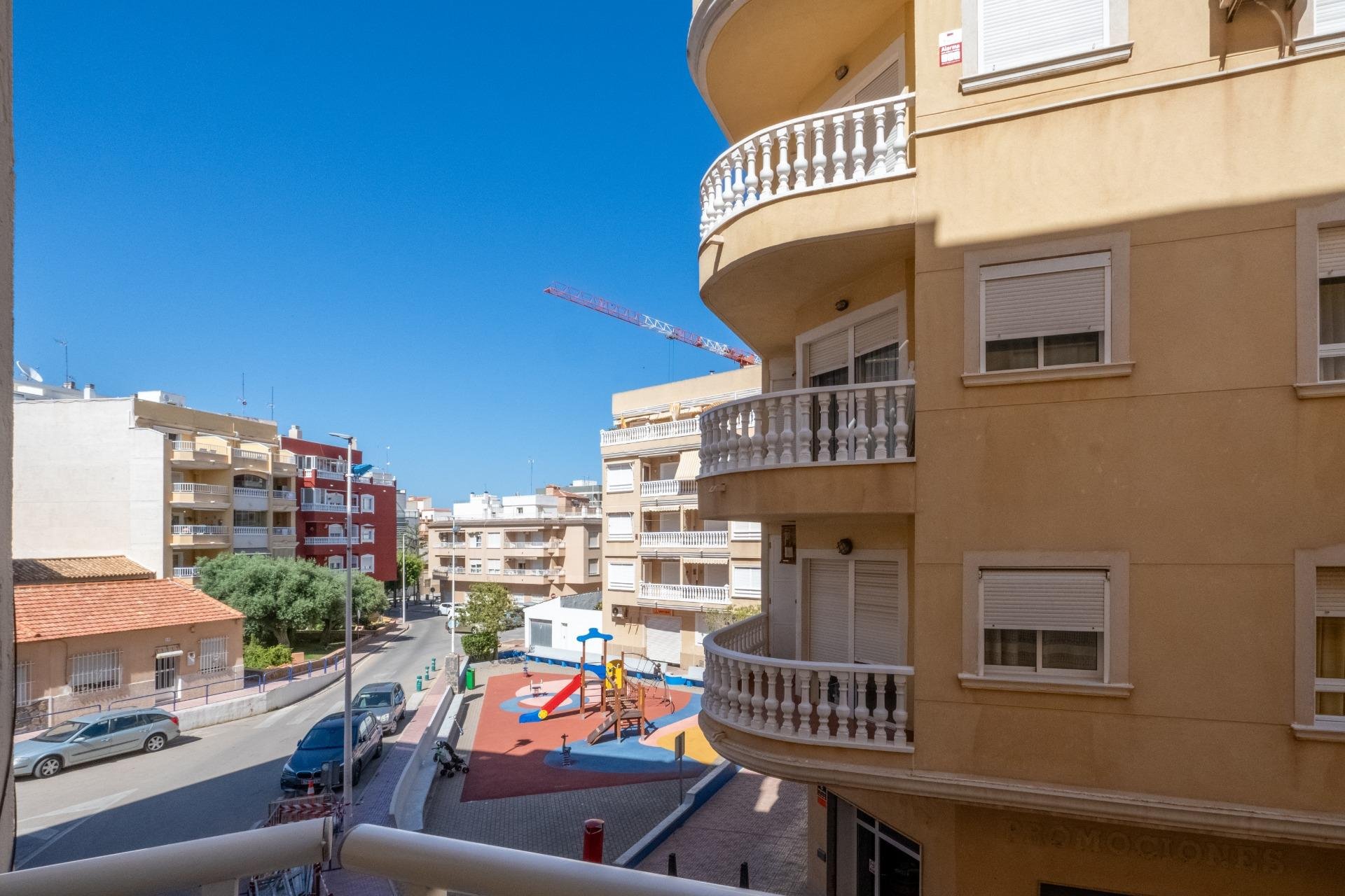 Segunda mano - Apartamento -
Torrevieja - La Mata
