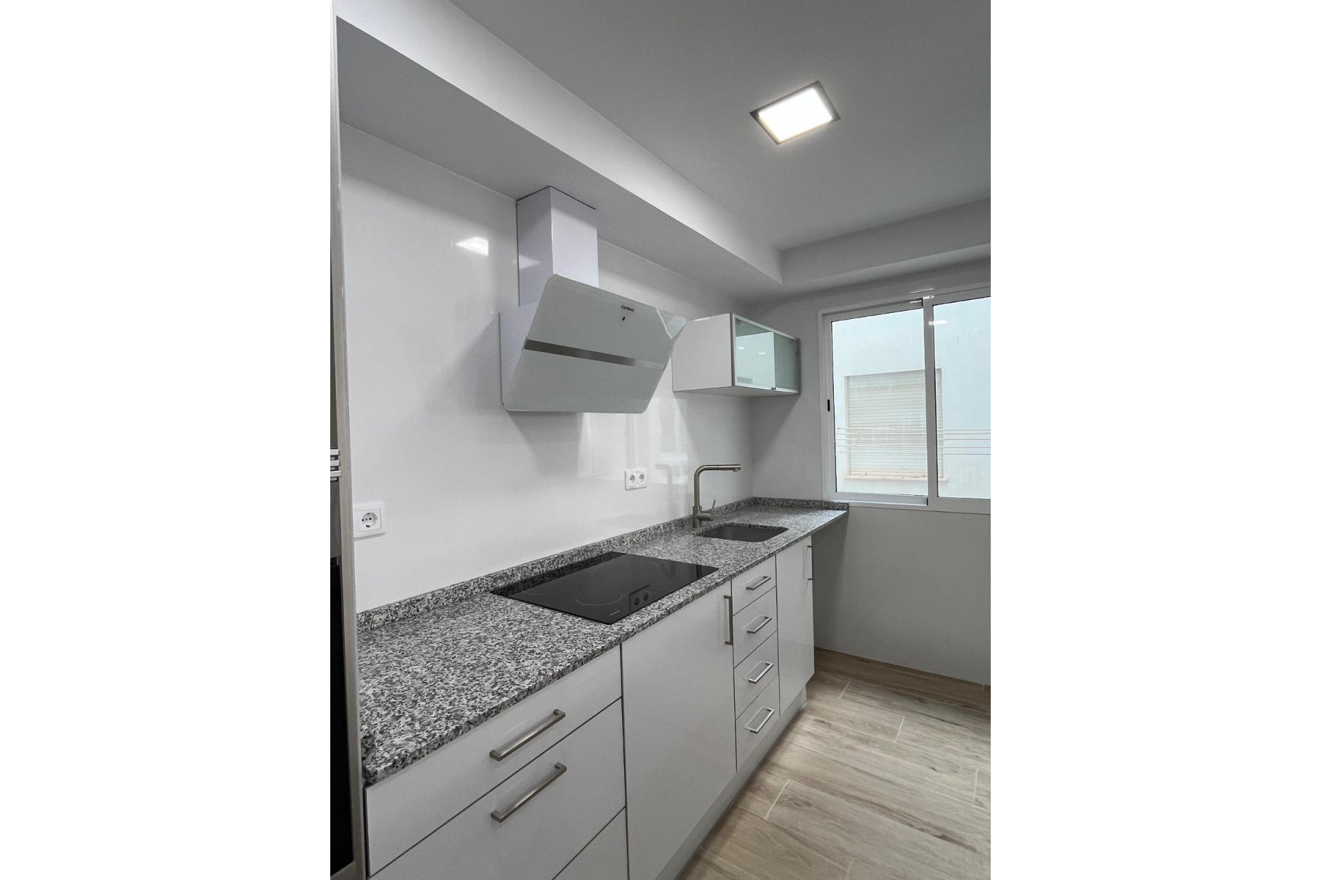 Segunda mano - Apartamento -
Torrevieja - La Mata