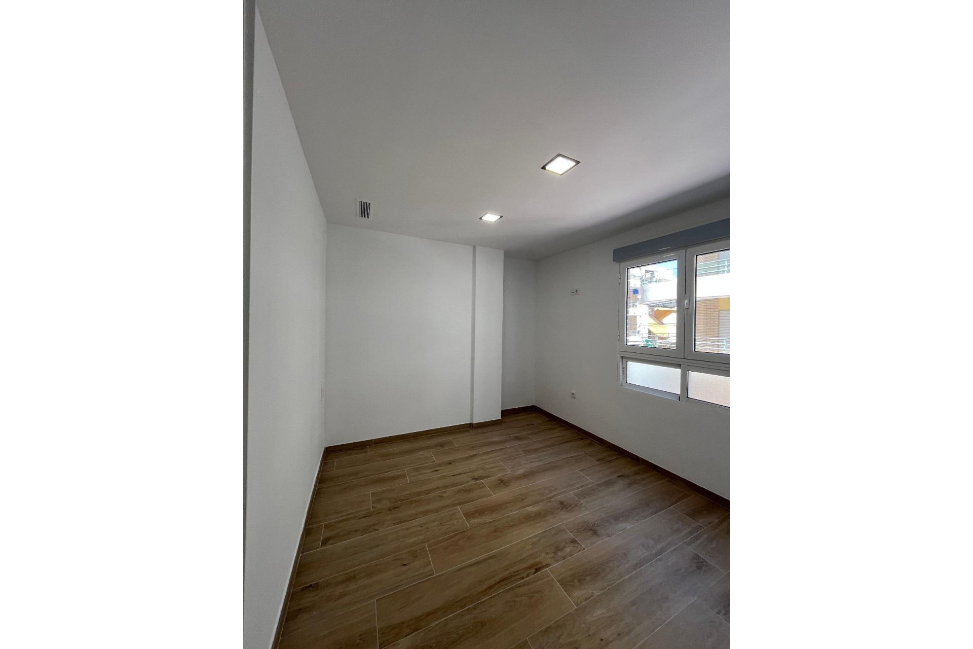 Segunda mano - Apartamento -
Torrevieja - La Mata