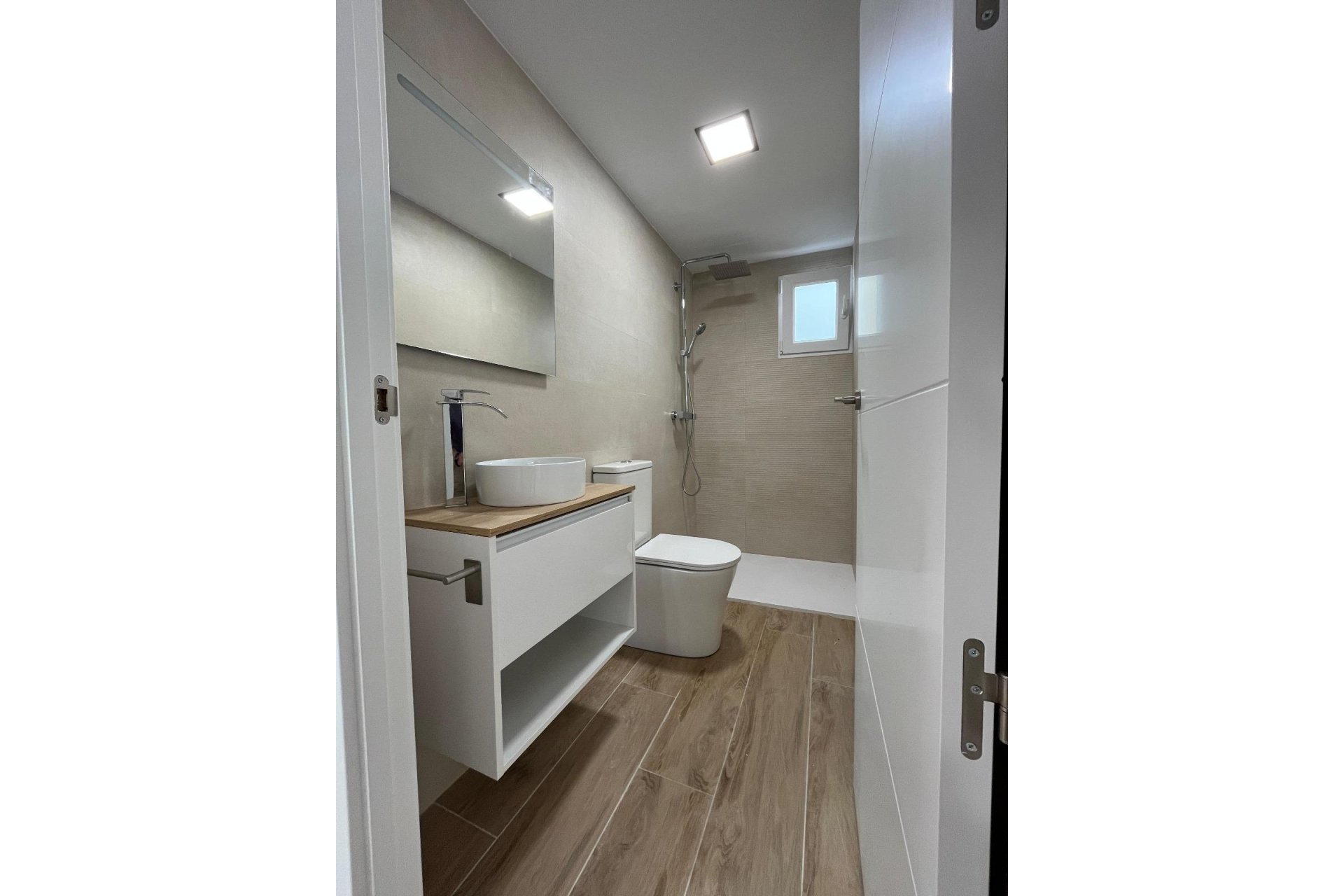 Segunda mano - Apartamento -
Torrevieja - La Mata