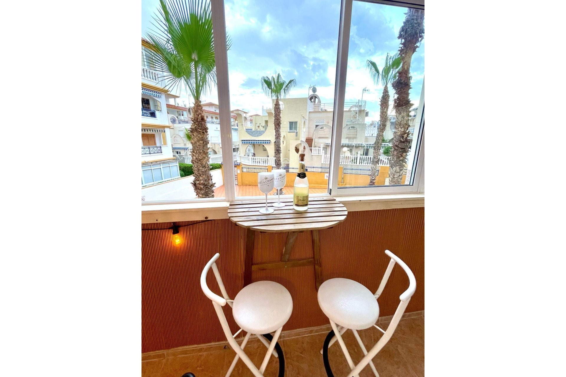 Segunda mano - Apartamento -
Torrevieja - La Mata