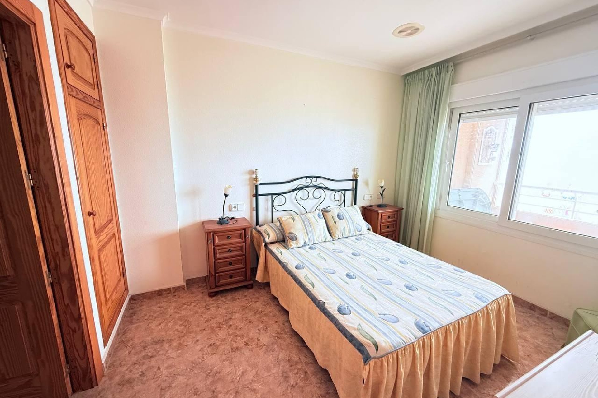 Segunda mano - Apartamento -
Torrevieja - La Mata