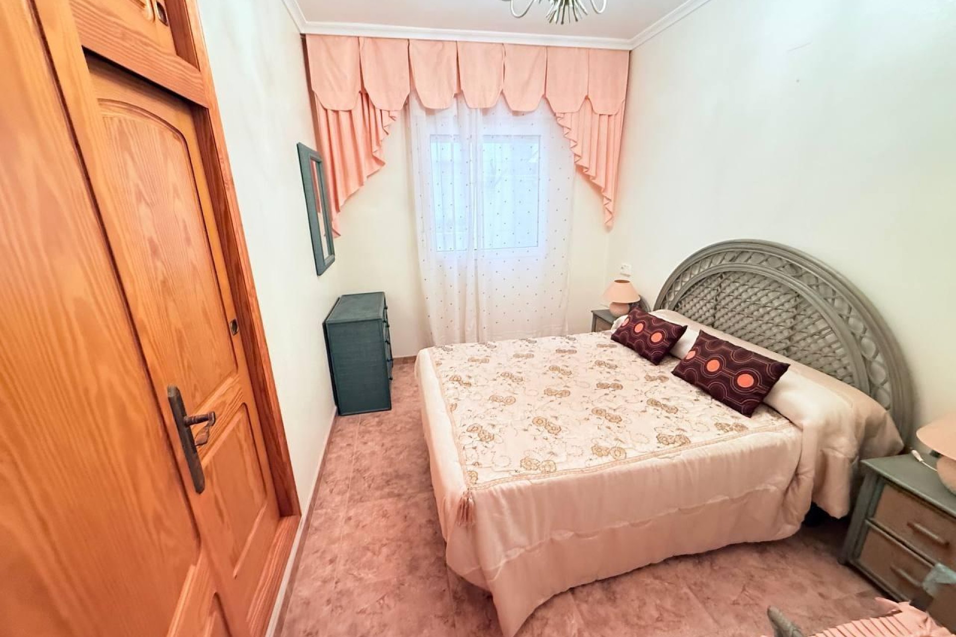 Segunda mano - Apartamento -
Torrevieja - La Mata